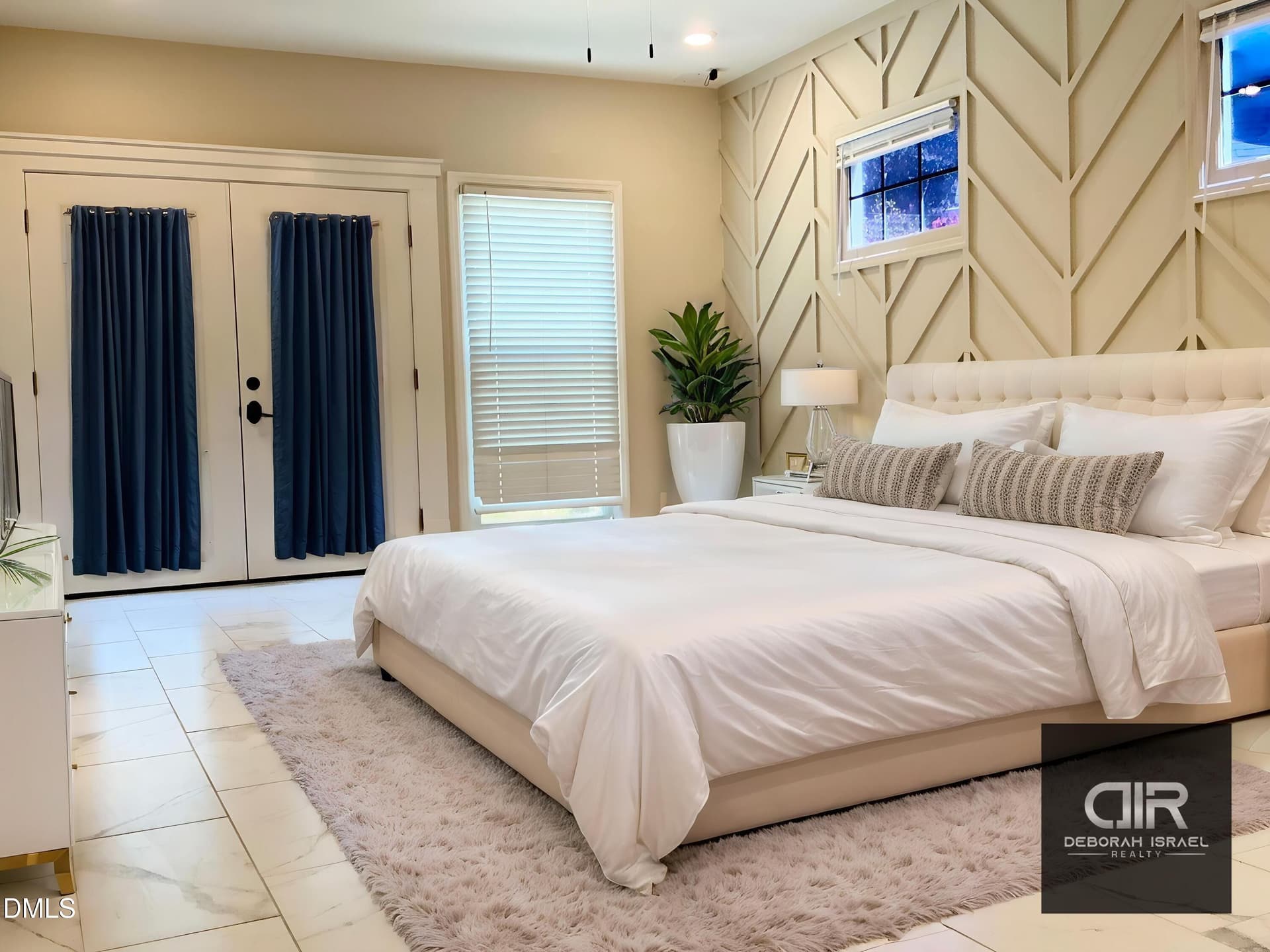Virtual Staging - 9 Wavecrest Court, Durham, NC 27713