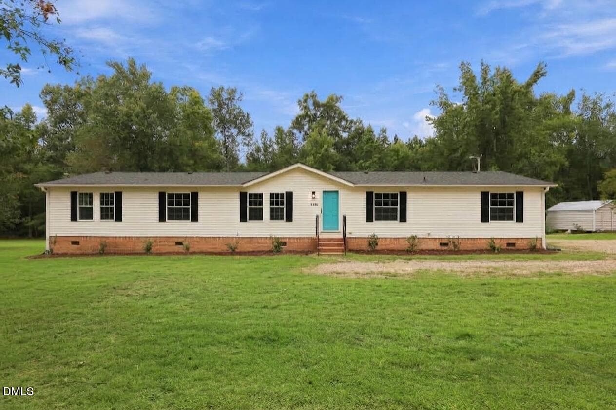 1703 Horseshoe Bend Road, Erwin, NC 28339
