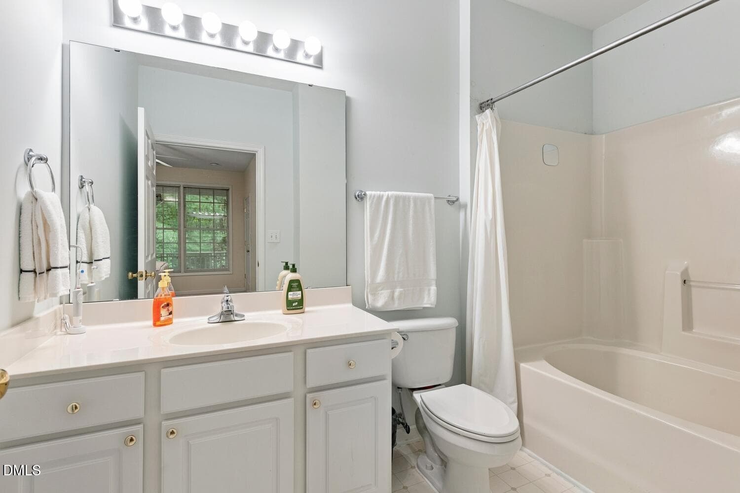 Primary En-Suite Bathroom - 2923 Kudrow Lane, Morrisville, NC 27560, Morrisville