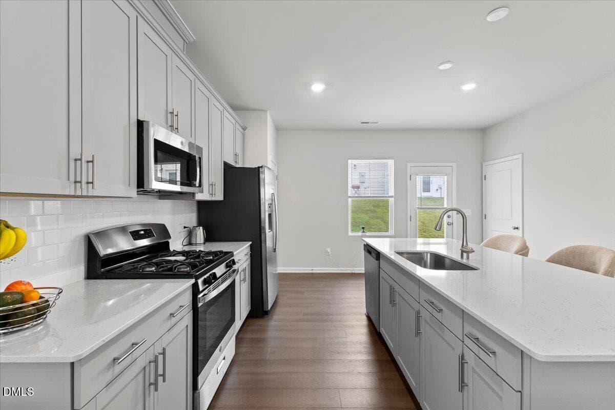 18-1279 Willow Tree Wy - 1279 Willow Tree Way, Graham, NC 27253