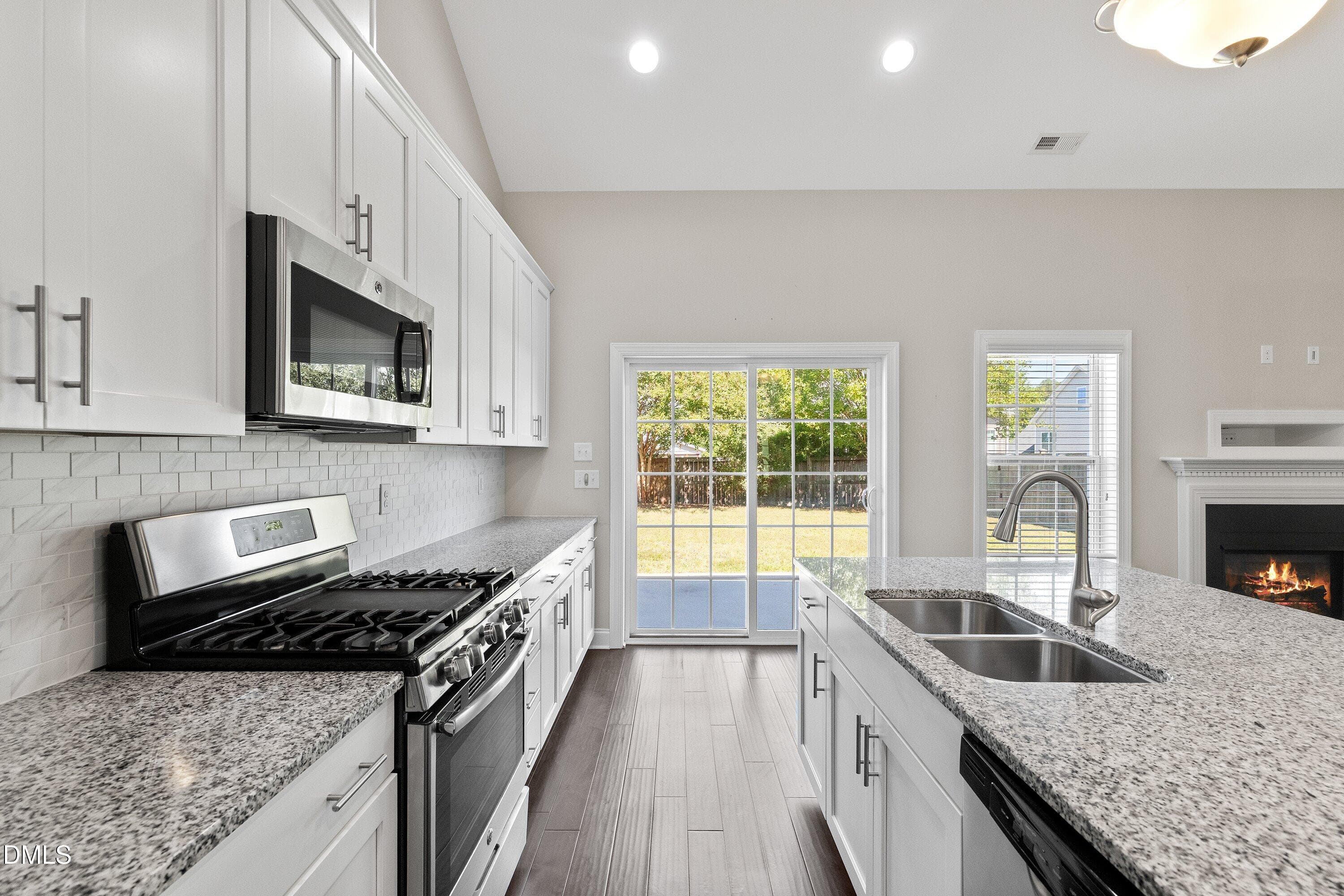 Stainless appliances - 3912 Freemark Lane, Fuquay Varina, NC 27526