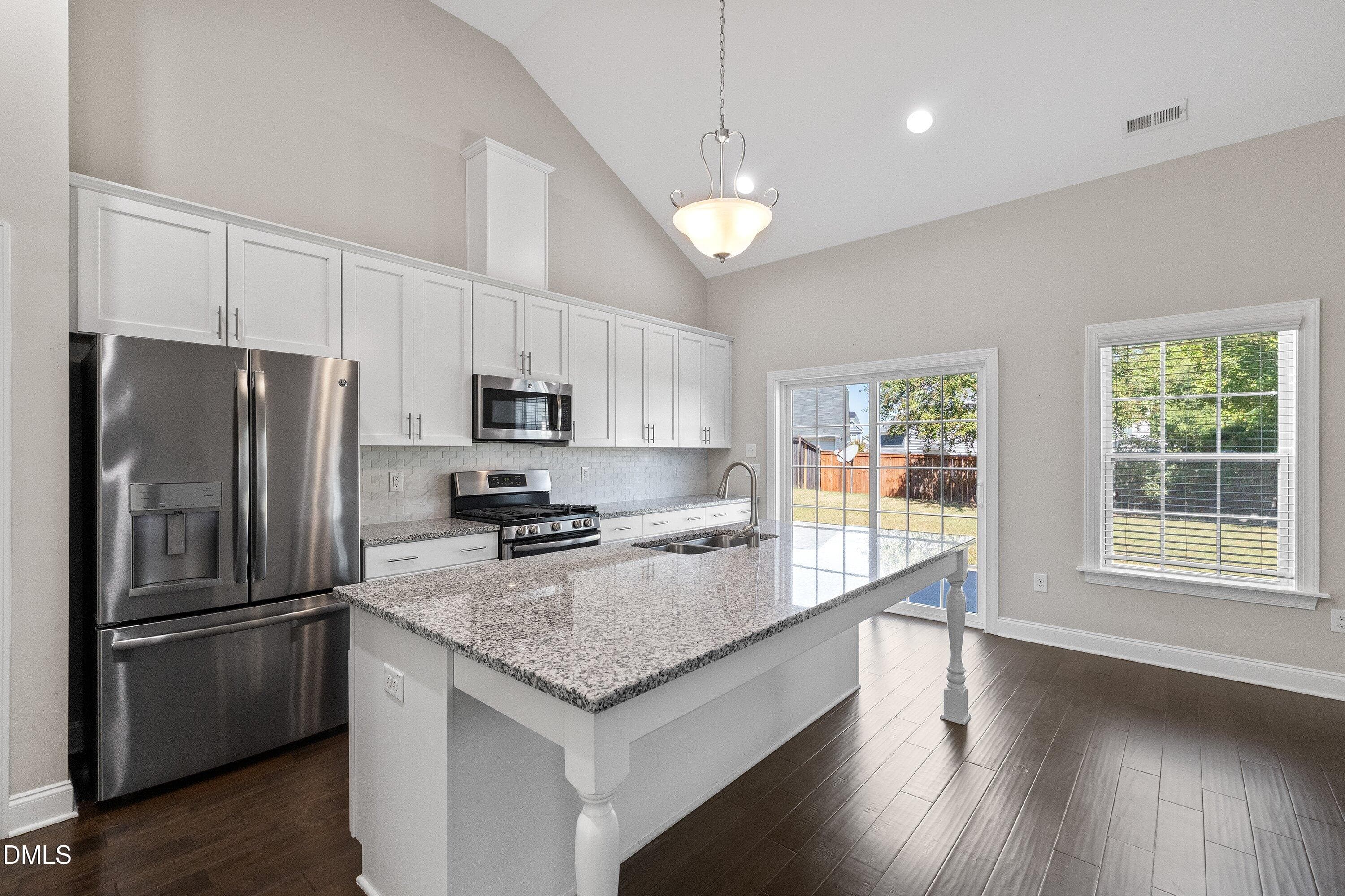 Designer Kitchen - 3912 Freemark Lane, Fuquay Varina, NC 27526