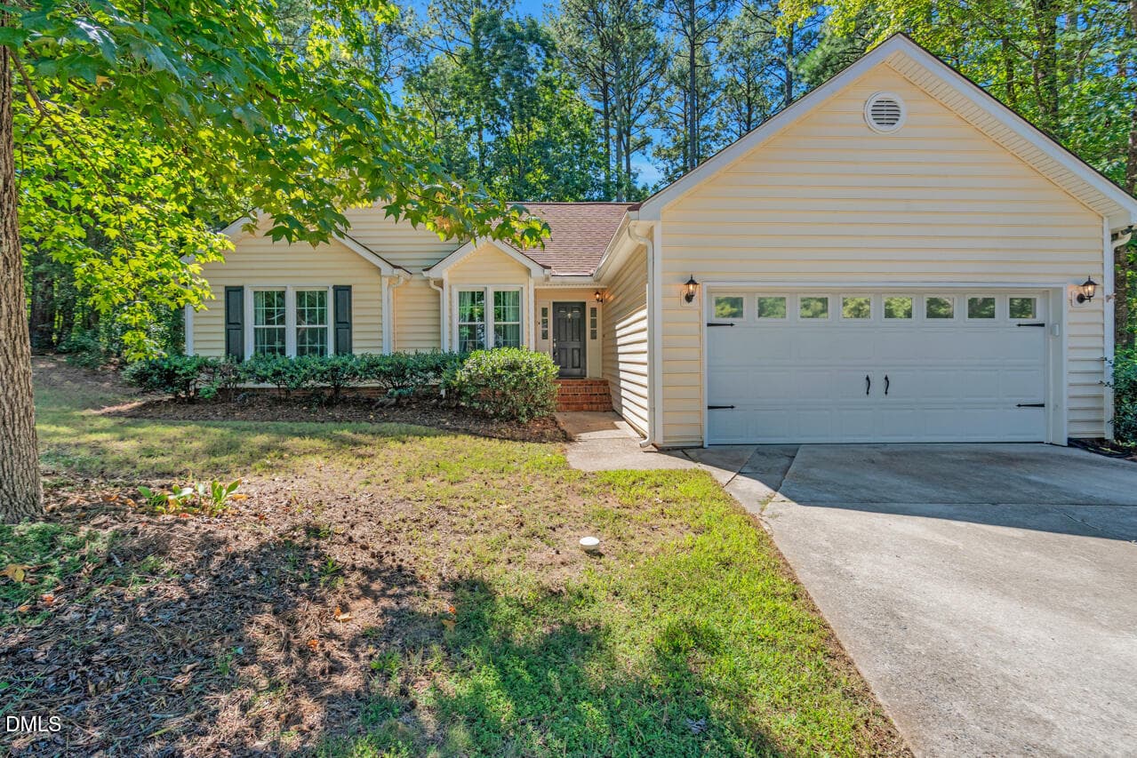 3 (8) - 4 Trump Court, Durham, NC 27703