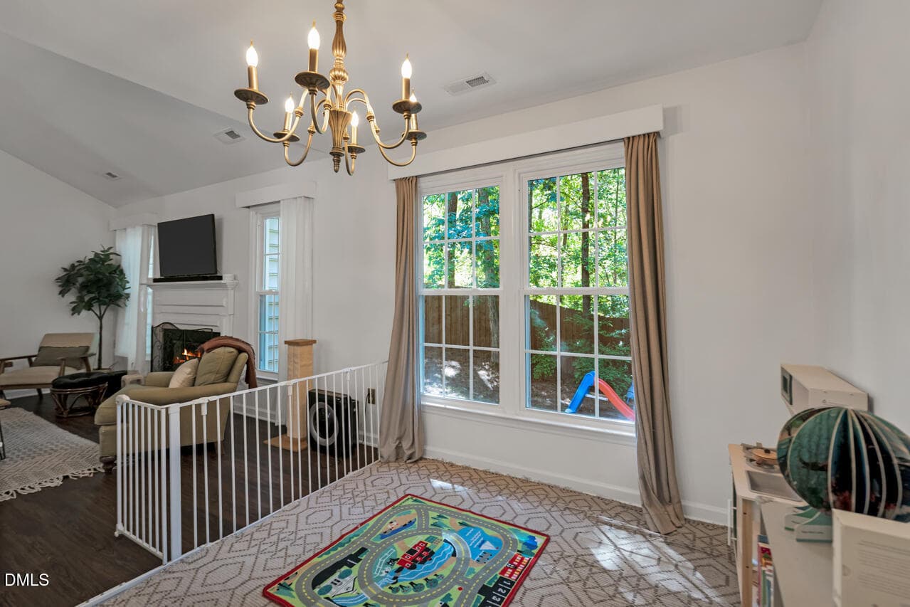 18 (6) - 4 Trump Court, Durham, NC 27703