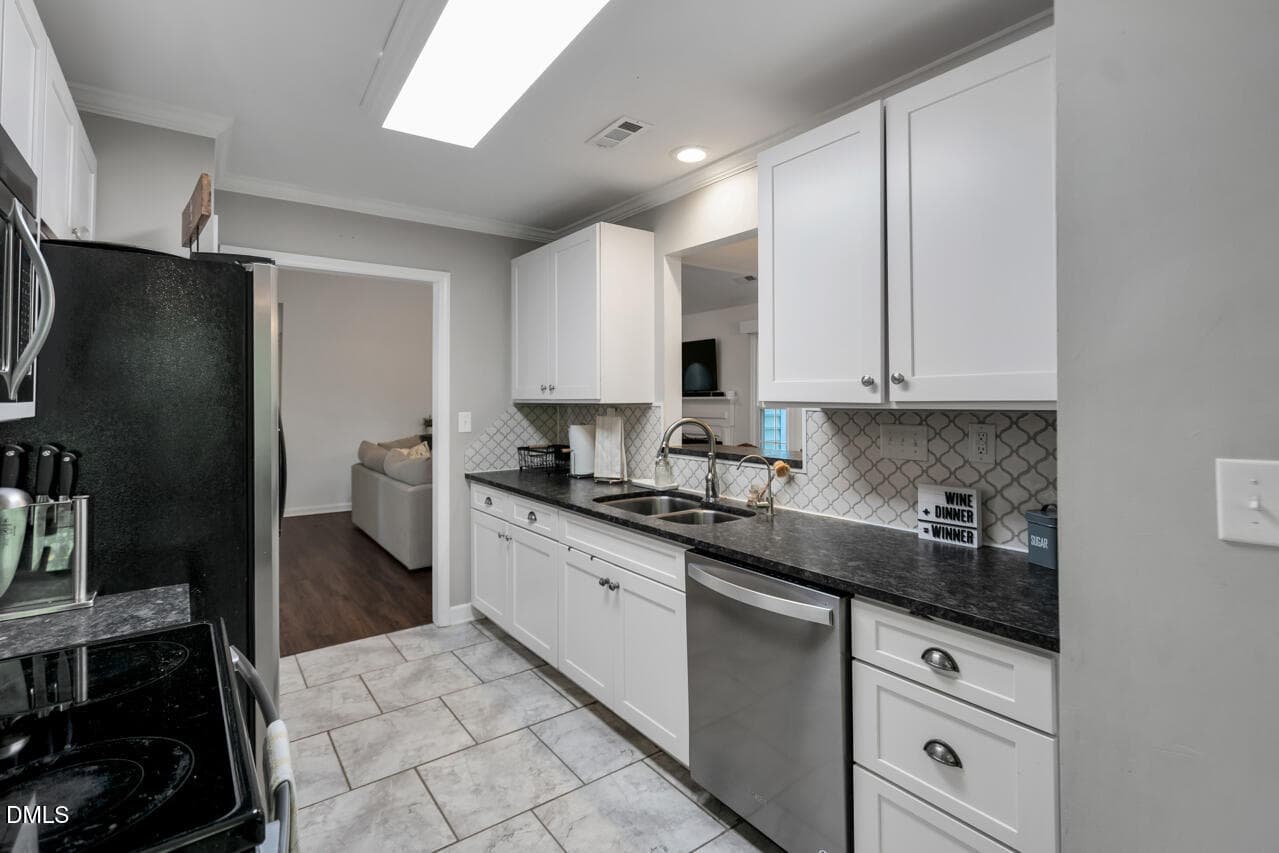 21 (4) - 4 Trump Court, Durham, NC 27703
