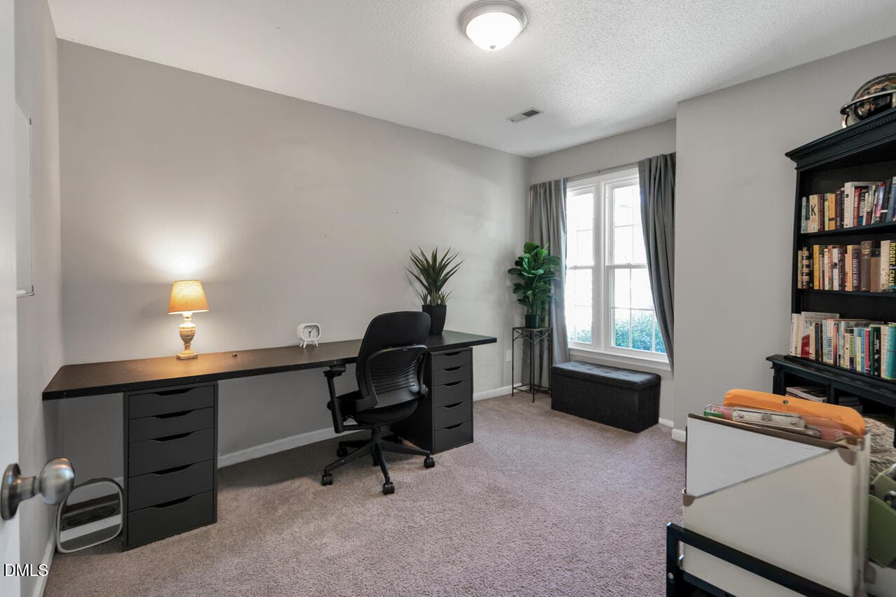 41 (5) - 4 Trump Court, Durham, NC 27703