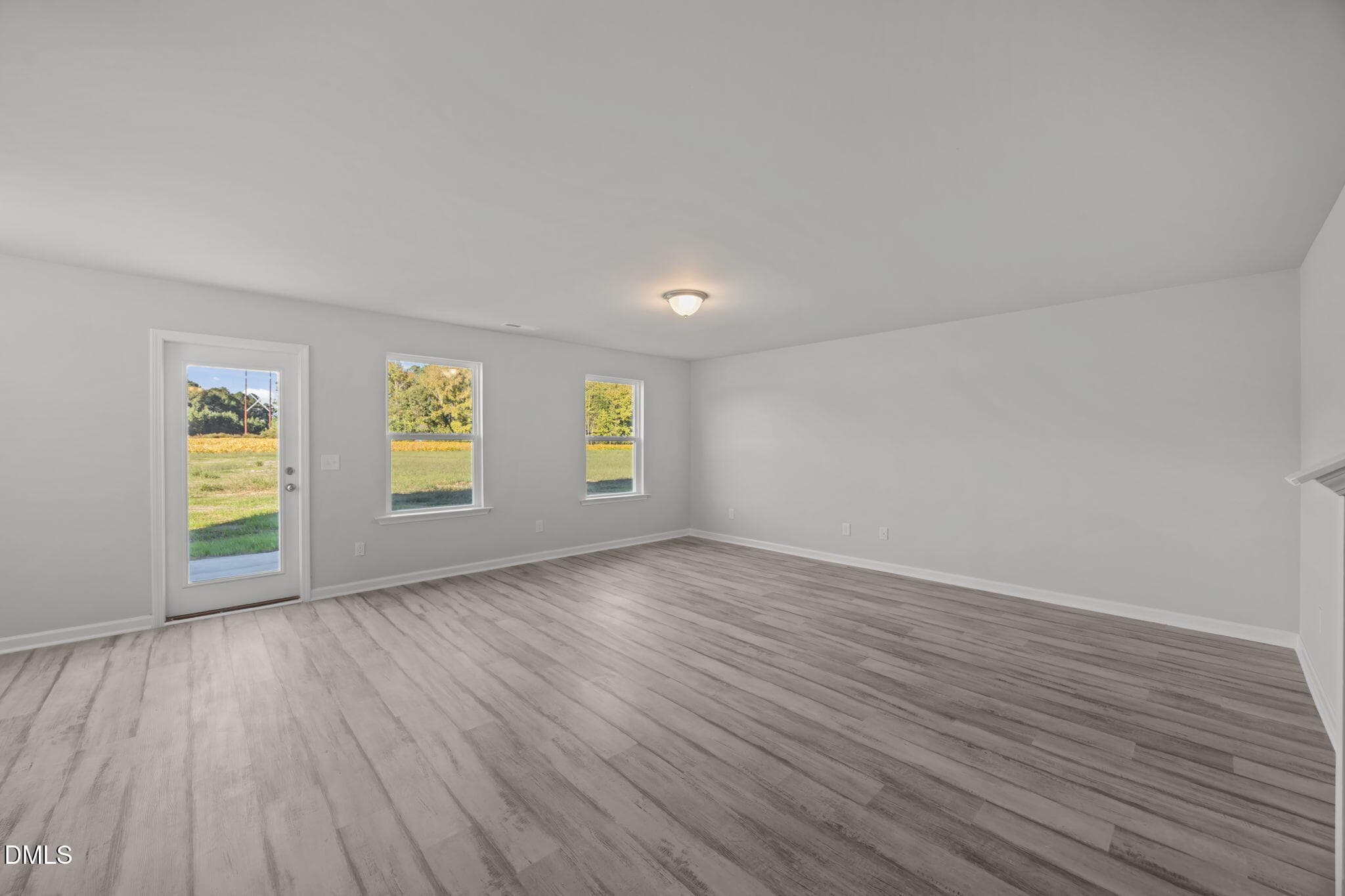 Family room - 2900 Essex Street, Tarboro, NC 27886