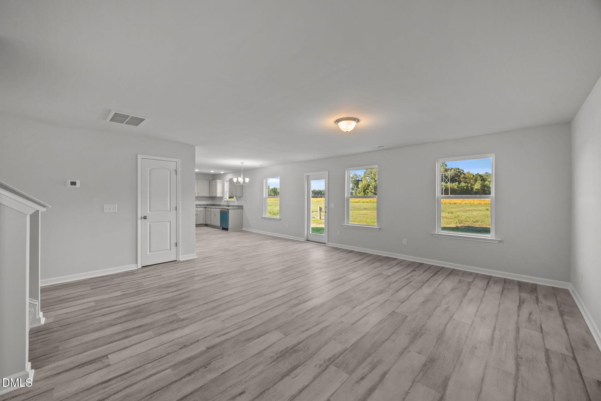 Family room pic 3 - 2900 Essex Street, Tarboro, NC 27886