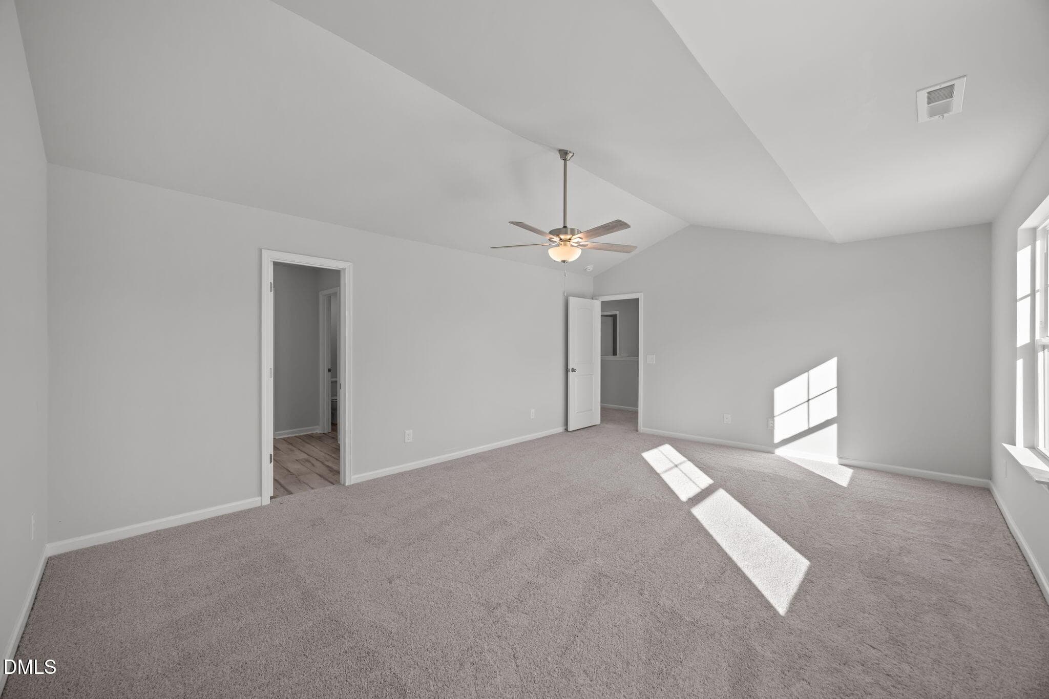 Owners Suite pic 2 - 2900 Essex Street, Tarboro, NC 27886