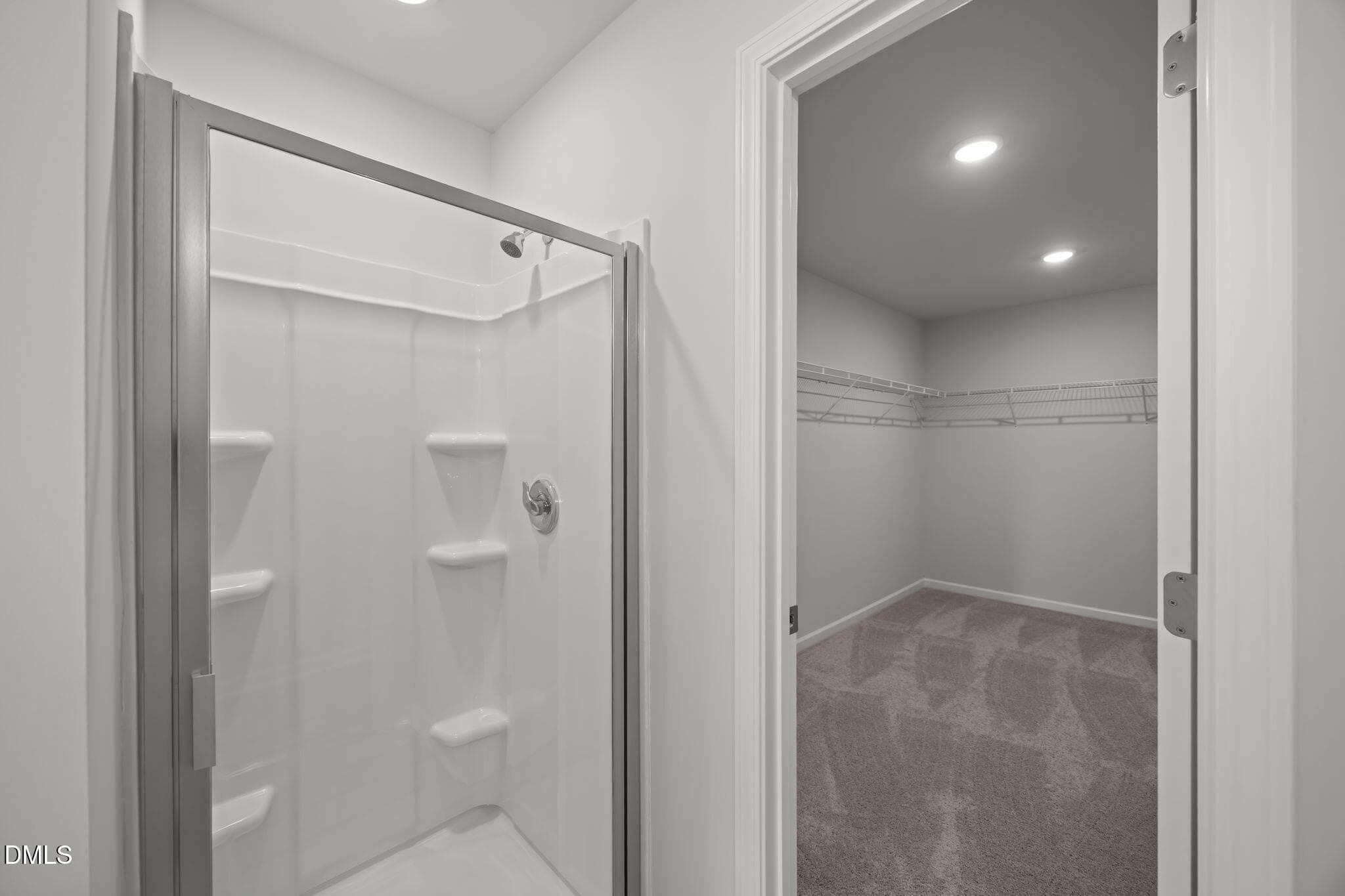 Owners Bath pic 3 - 2900 Essex Street, Tarboro, NC 27886