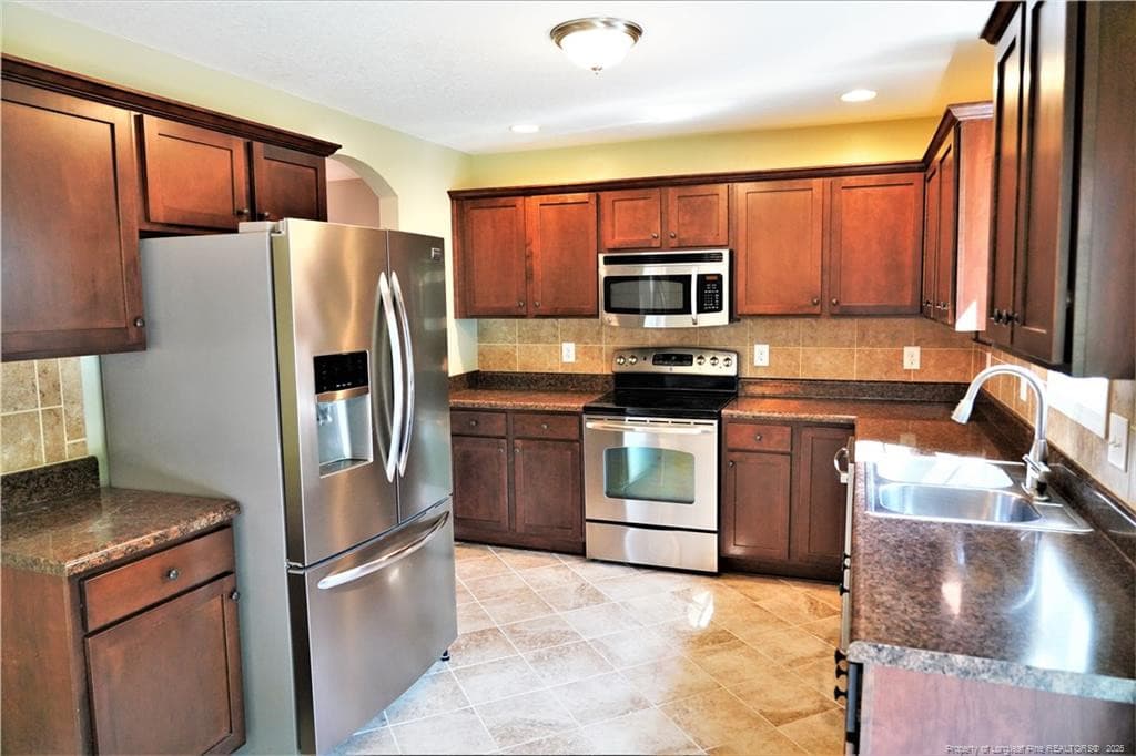 Photo 6 - 1218 Geese Court, Hope Mills, NC 28348