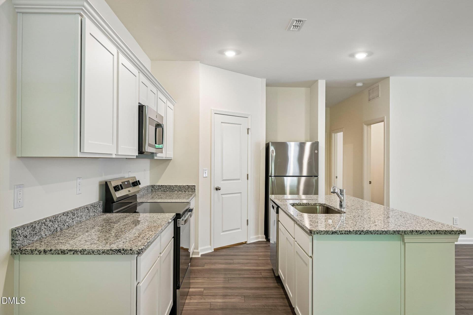 SL_Clay_Kitchen_a (3) - 879 Hanford Landing Drive, Graham, NC 27253