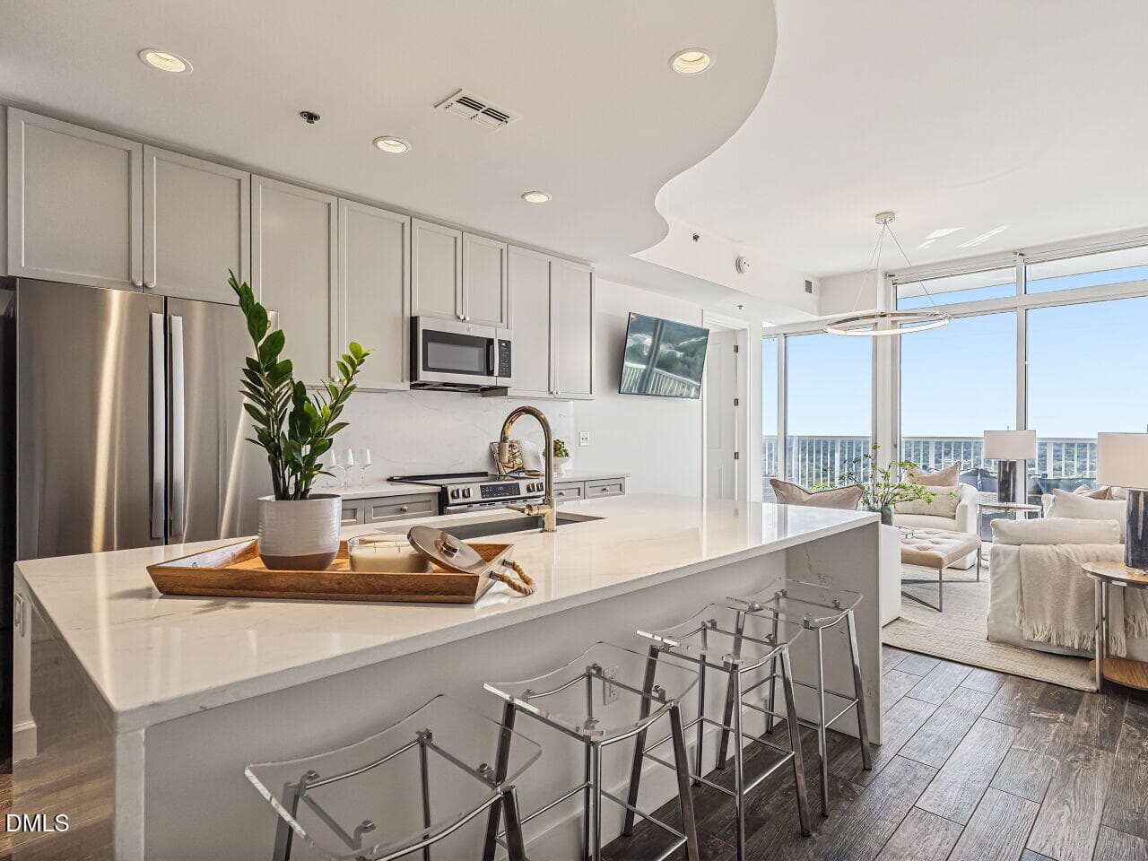 Kitchen/Dining - 301 Fayetteville Street, Raleigh, NC 27601