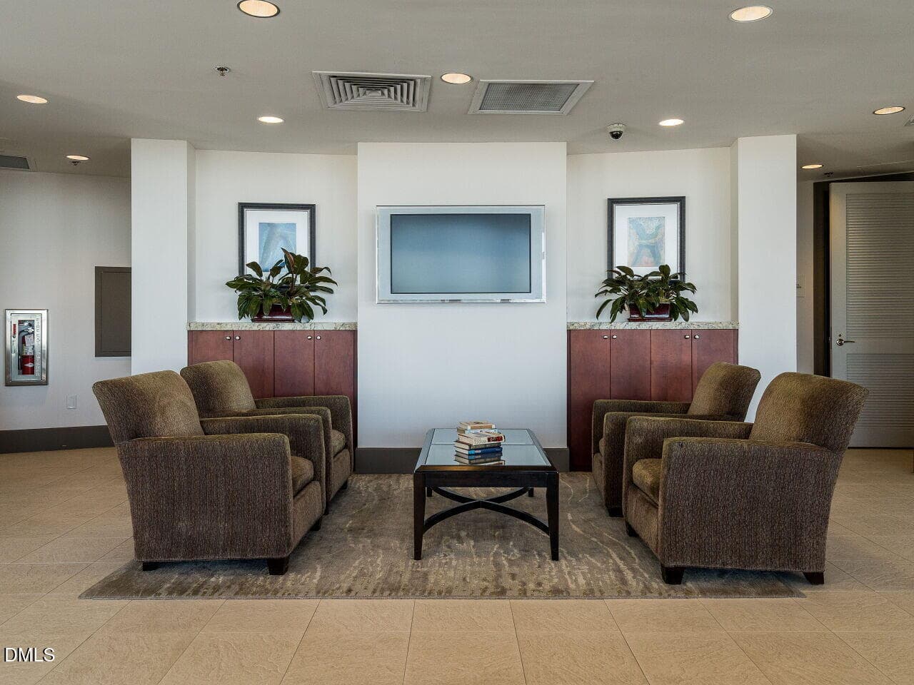 Clubhouse - 301 Fayetteville Street, Raleigh, NC 27601