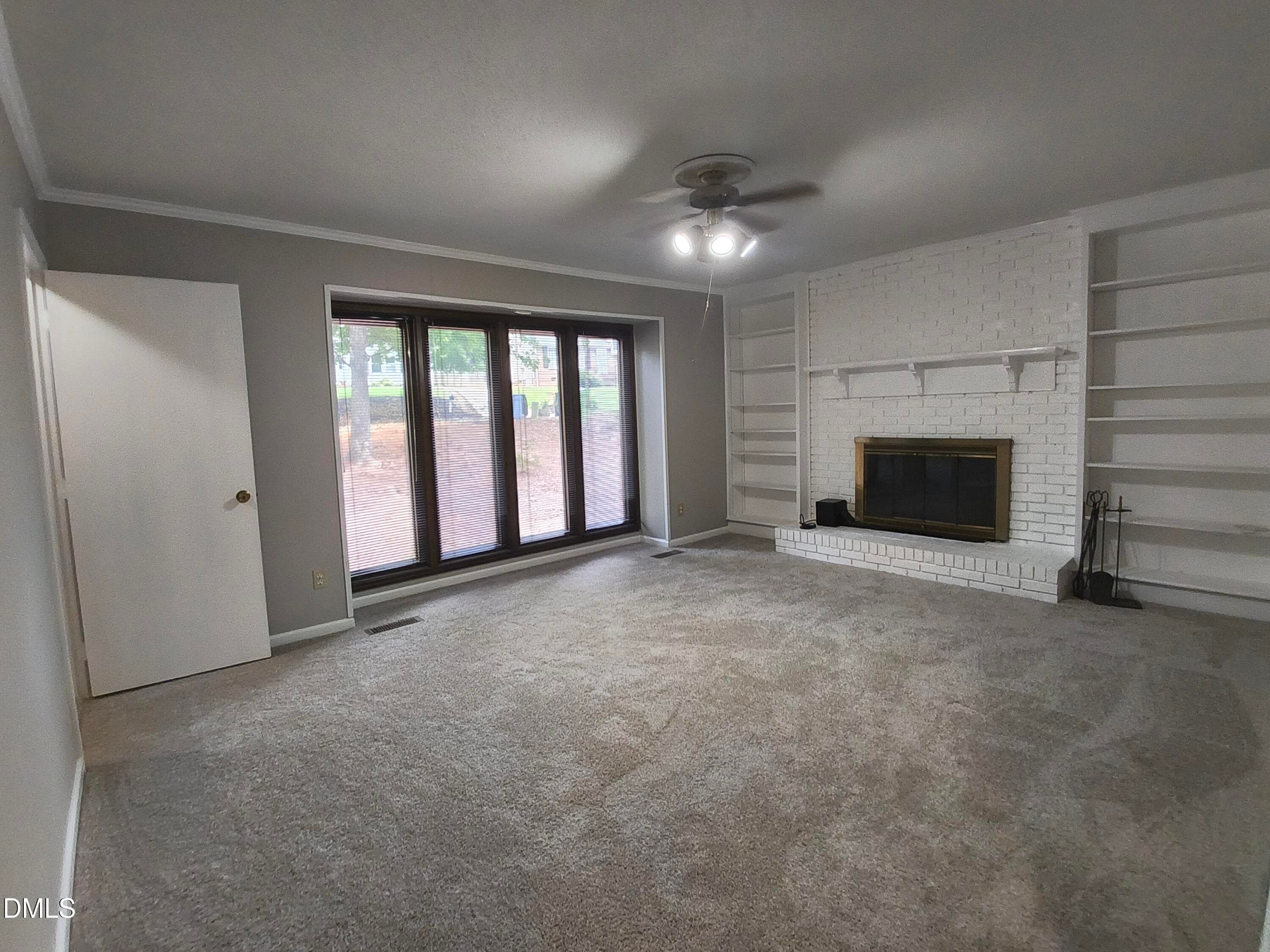 Family room - 708 Dawnwood Court, Raleigh, NC 27609