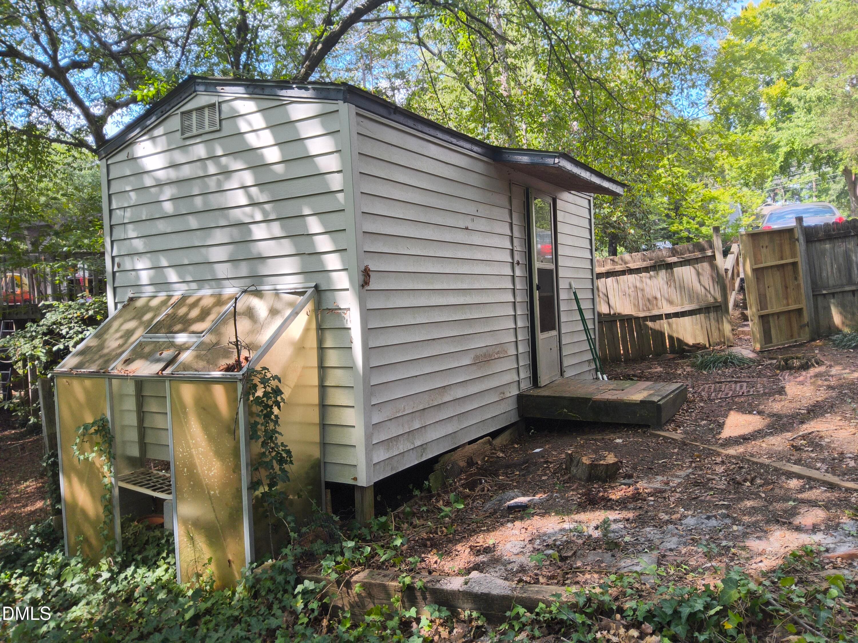 Shed - 708 Dawnwood Court, Raleigh, NC 27609