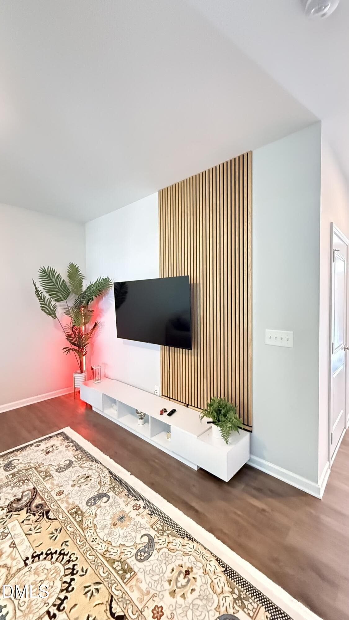 Family Room - 835 Oak Center Drive, Raleigh, NC 27610
