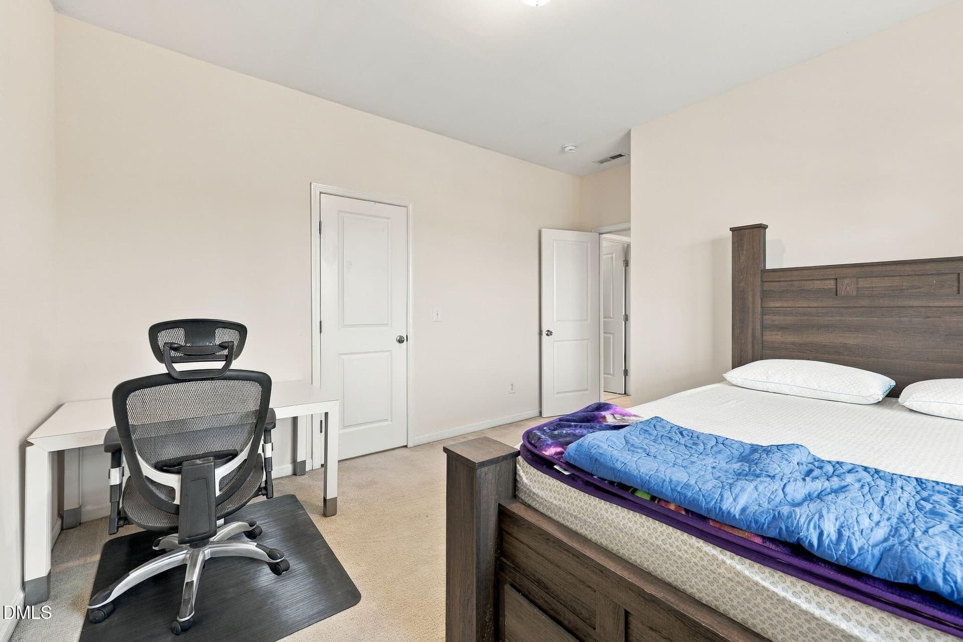 13-web-or-mls-IMG_0001_edit - 2104 Bluff Oak Drive, Cary, NC 27519