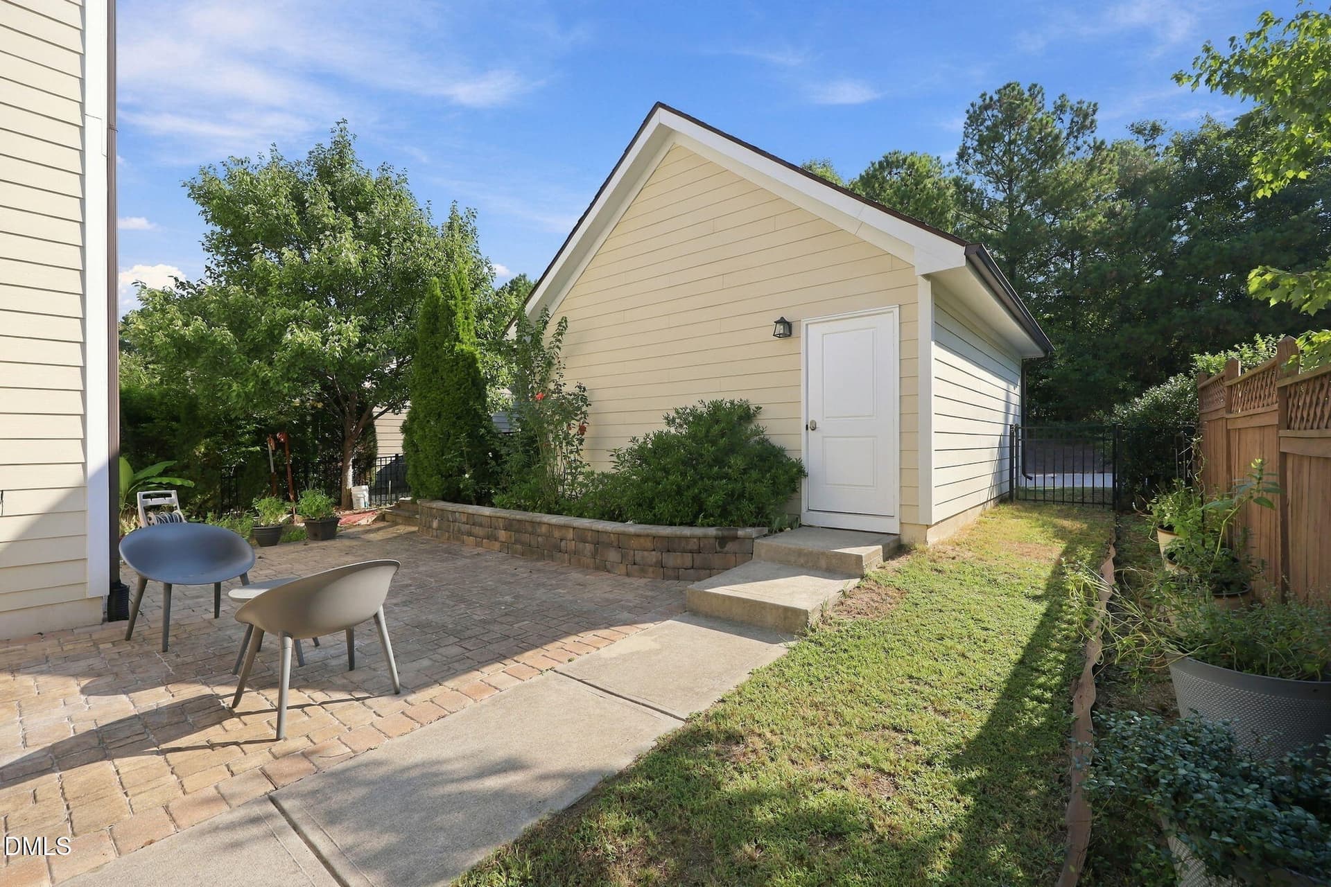 19-web-or-mls-IMG_0014 - 2104 Bluff Oak Drive, Cary, NC 27519