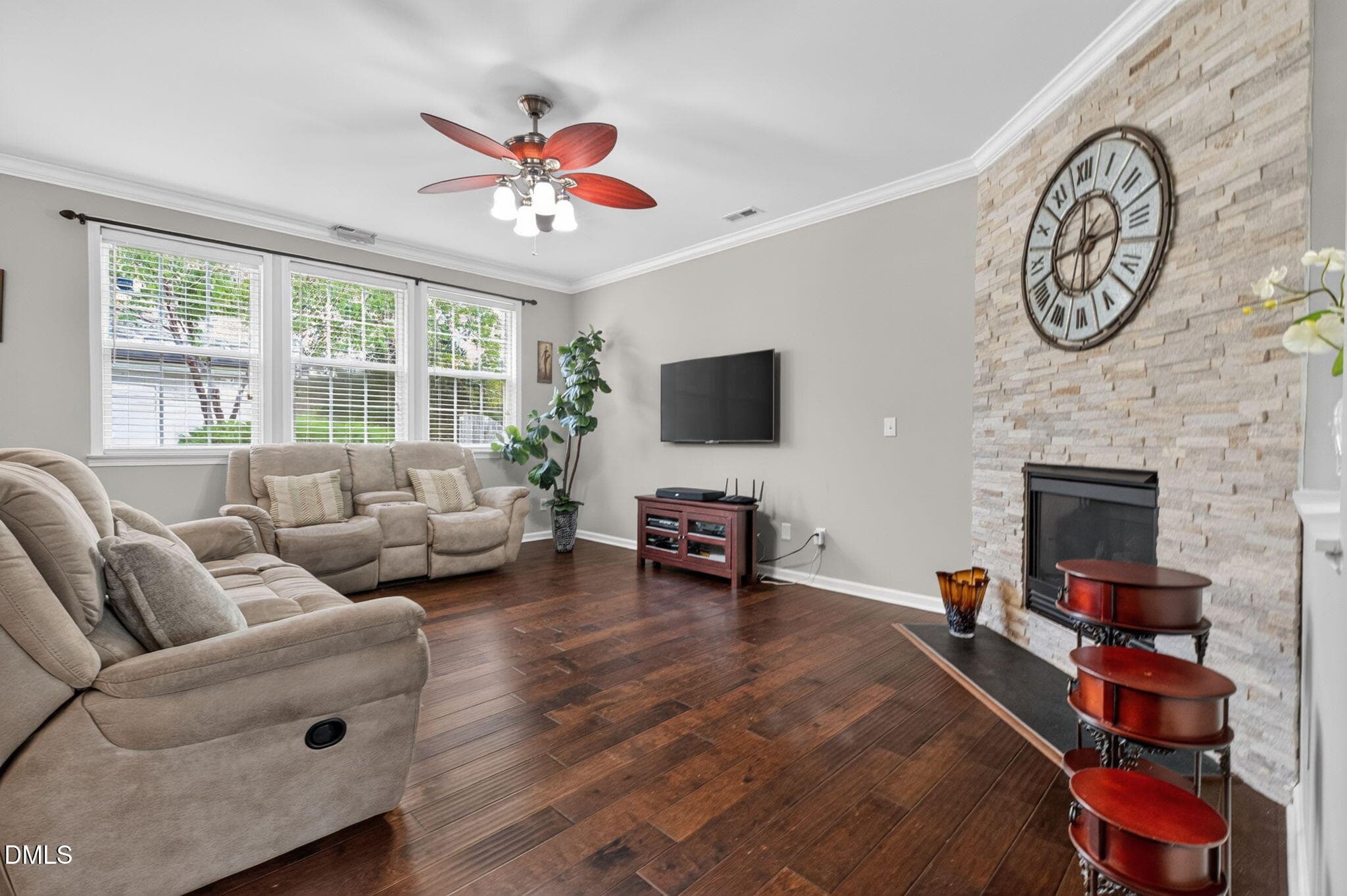 full family room - 6319 Quitman Trail, Raleigh, NC 27610