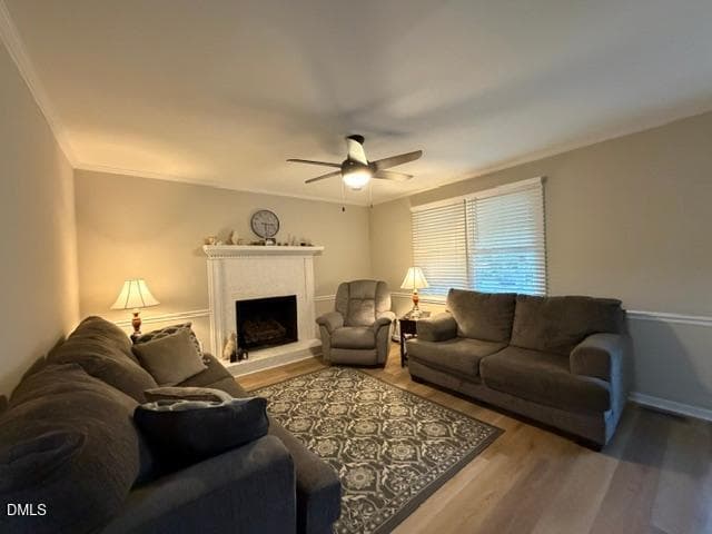 living room - 111 Fox Run, Henderson, NC 27536