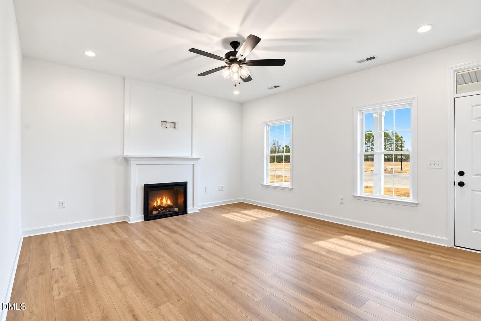 126 Mason Family Room - 126 Mason Street, Princeton, NC 27569