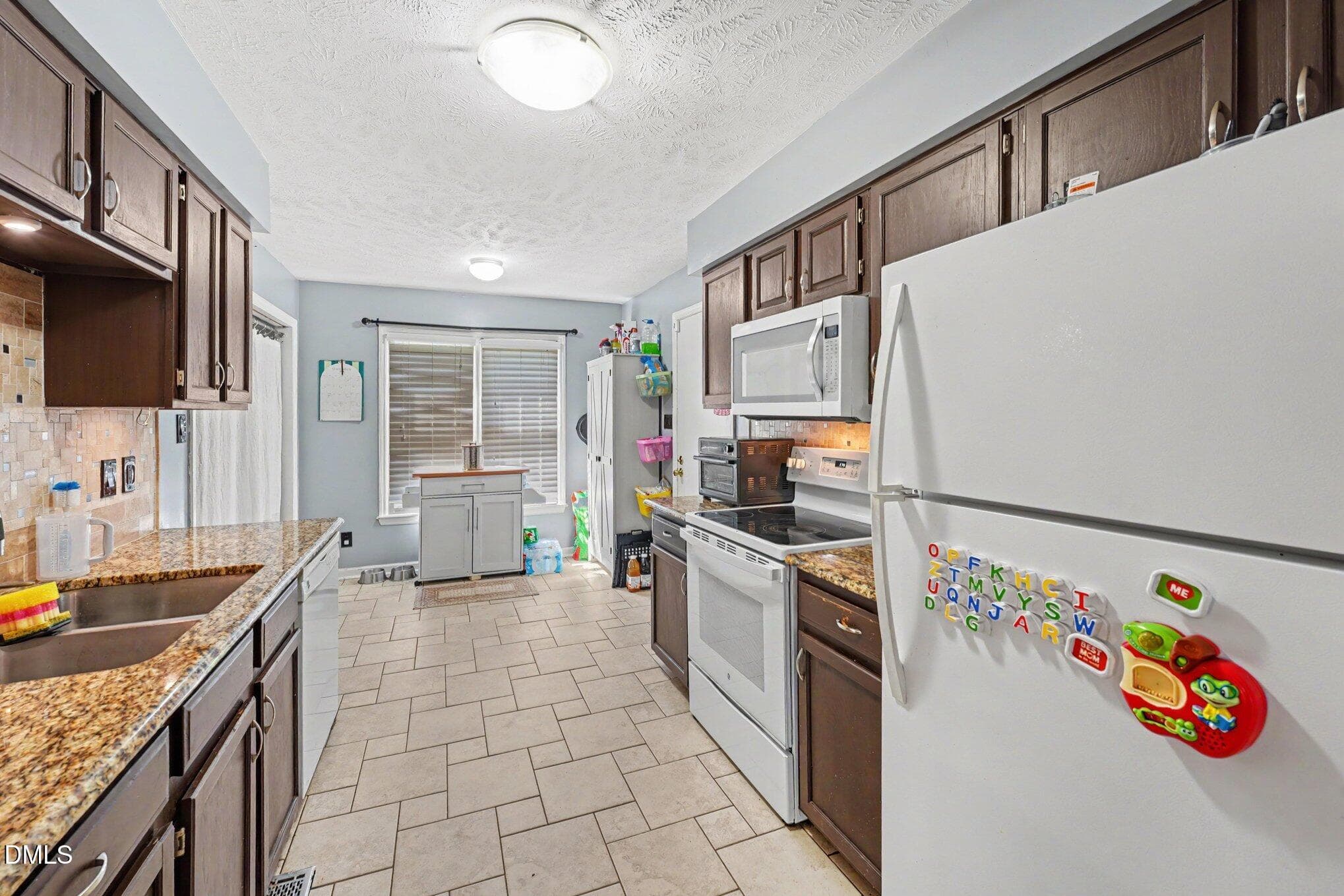 012_file_5192 - 210 Spruce Pine Drive, Raeford, NC 28376
