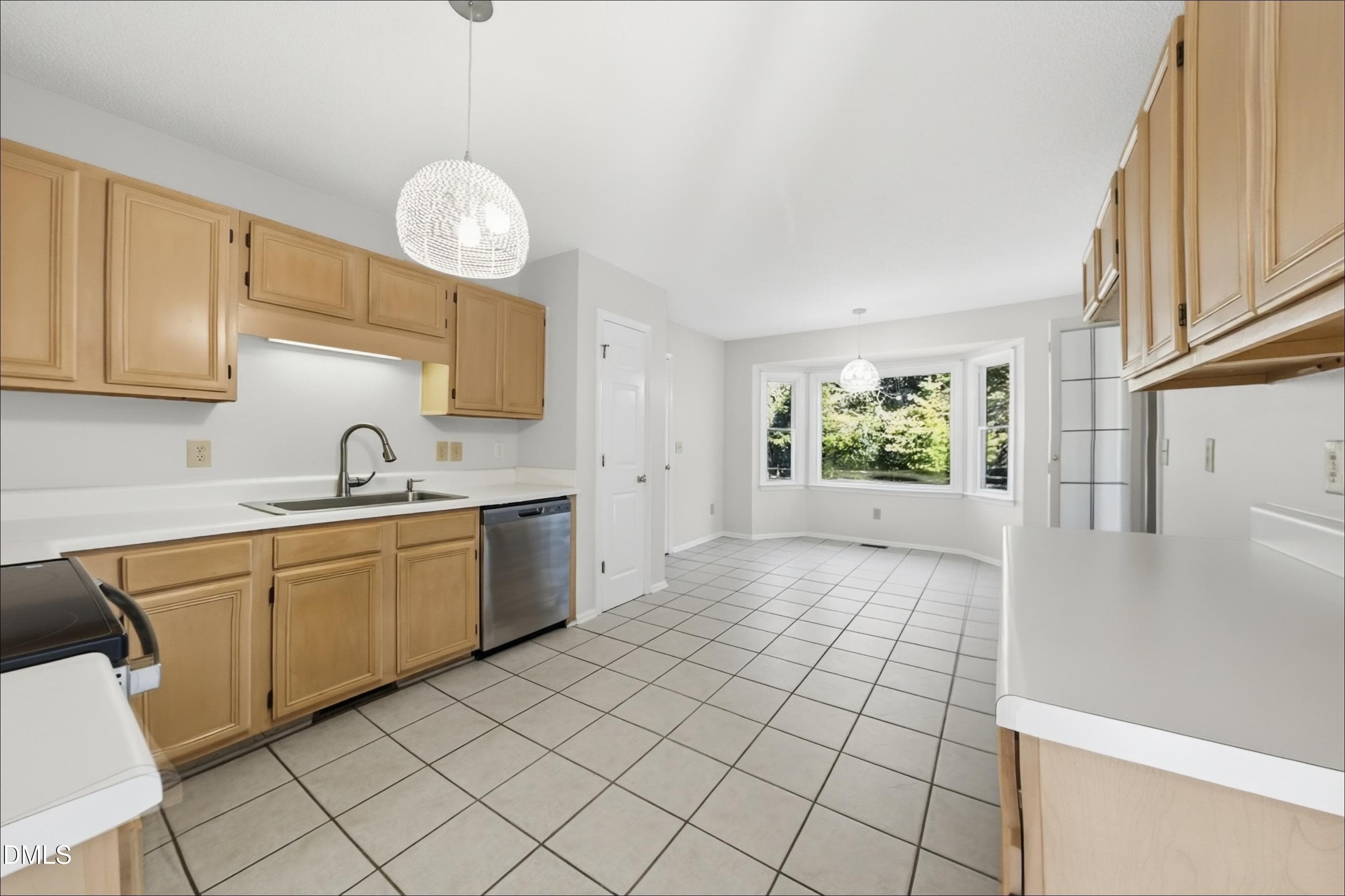 08_Kitchen-01 - 2416 Whitset Place, Willow Springs, NC 27592