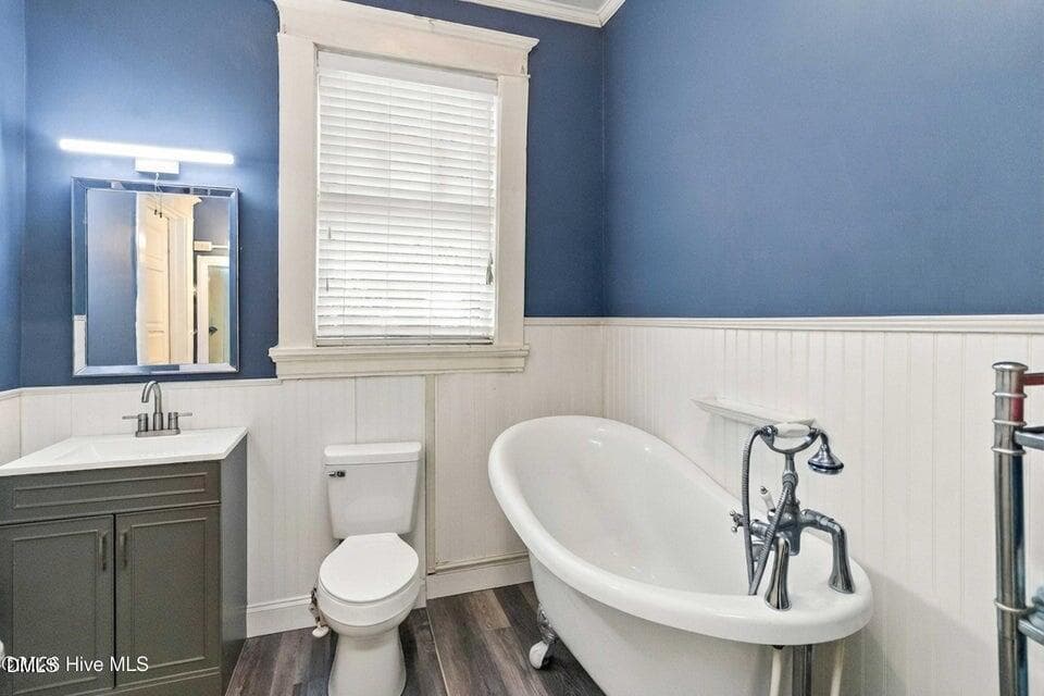 Object Removal Downstairs Bath - 204 Gray Street NE, Wilson, NC 27893