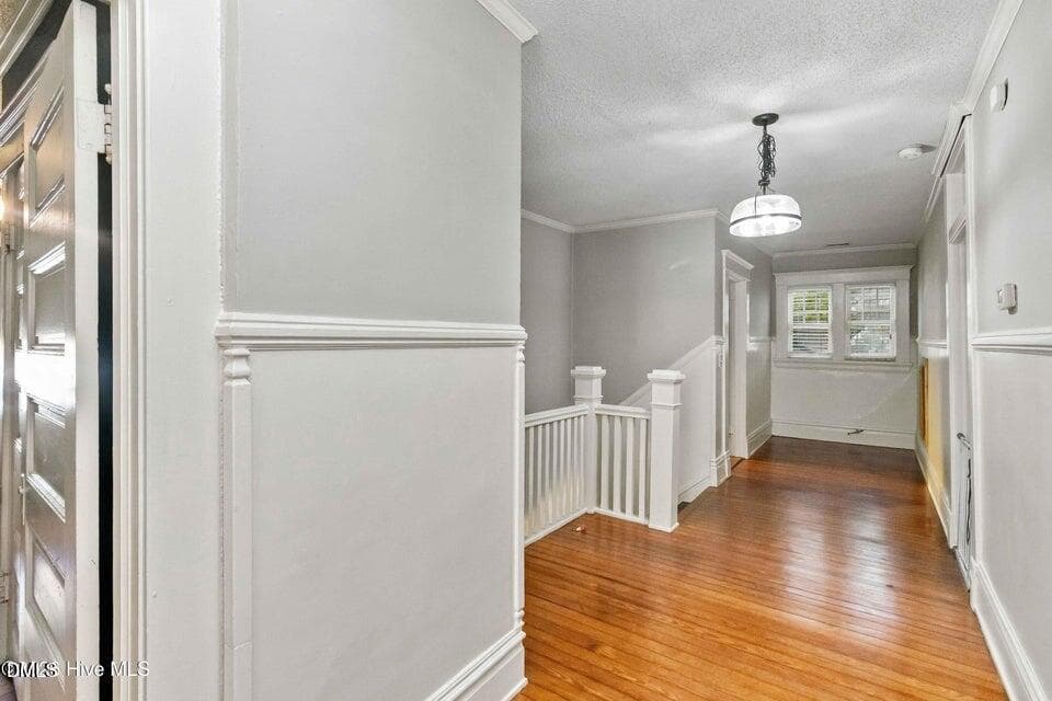 Upstairs Hallway - 204 Gray Street NE, Wilson, NC 27893