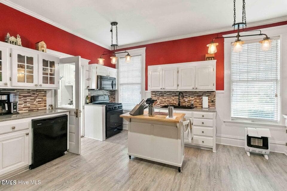 Kitchen - 204 Gray Street NE, Wilson, NC 27893