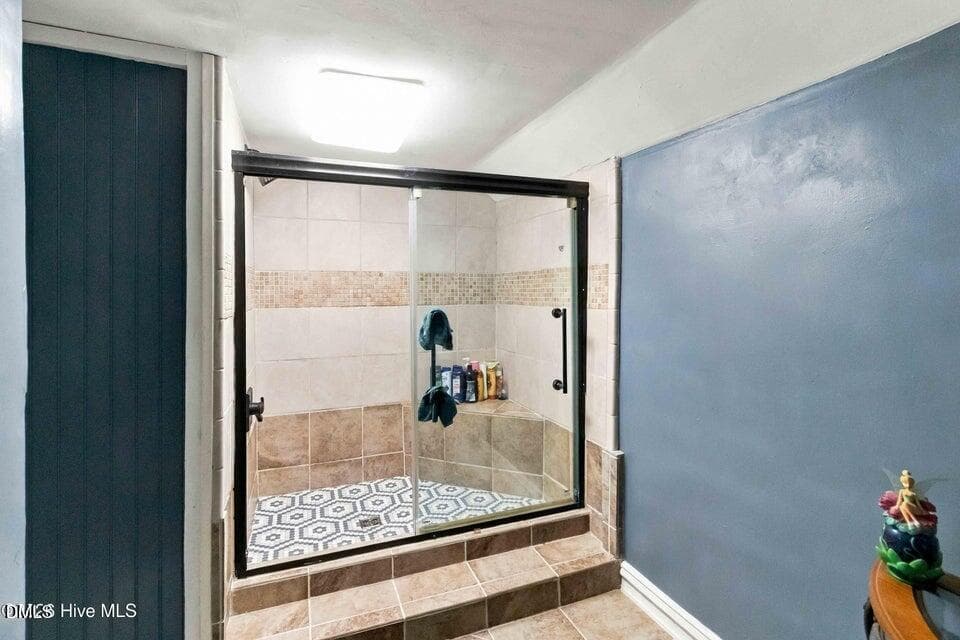 Master Bathroom - 204 Gray Street NE, Wilson, NC 27893