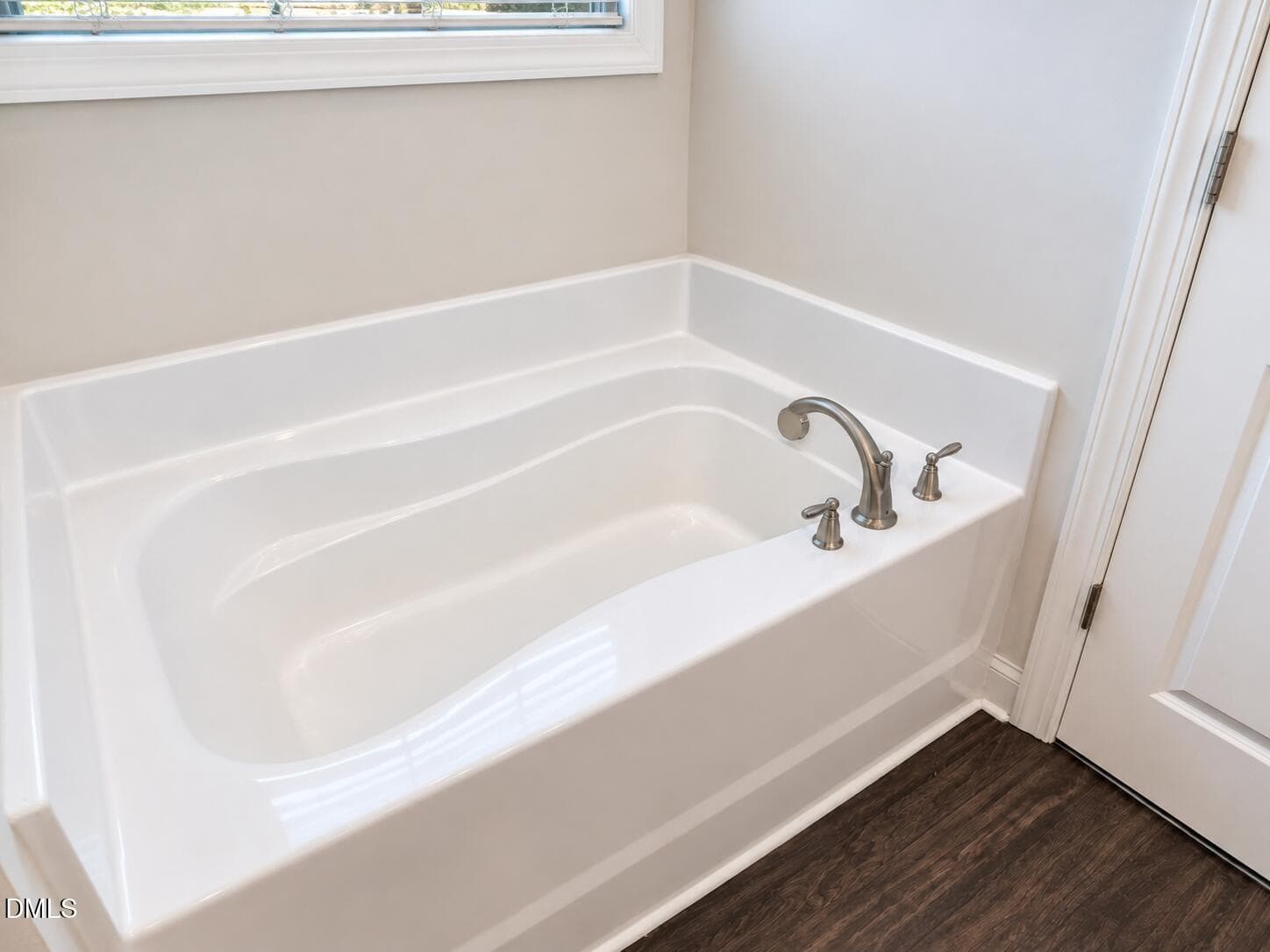master Tub - 1986 Sugar Hill Drive S, Creedmoor, NC 27522, Creedmoor