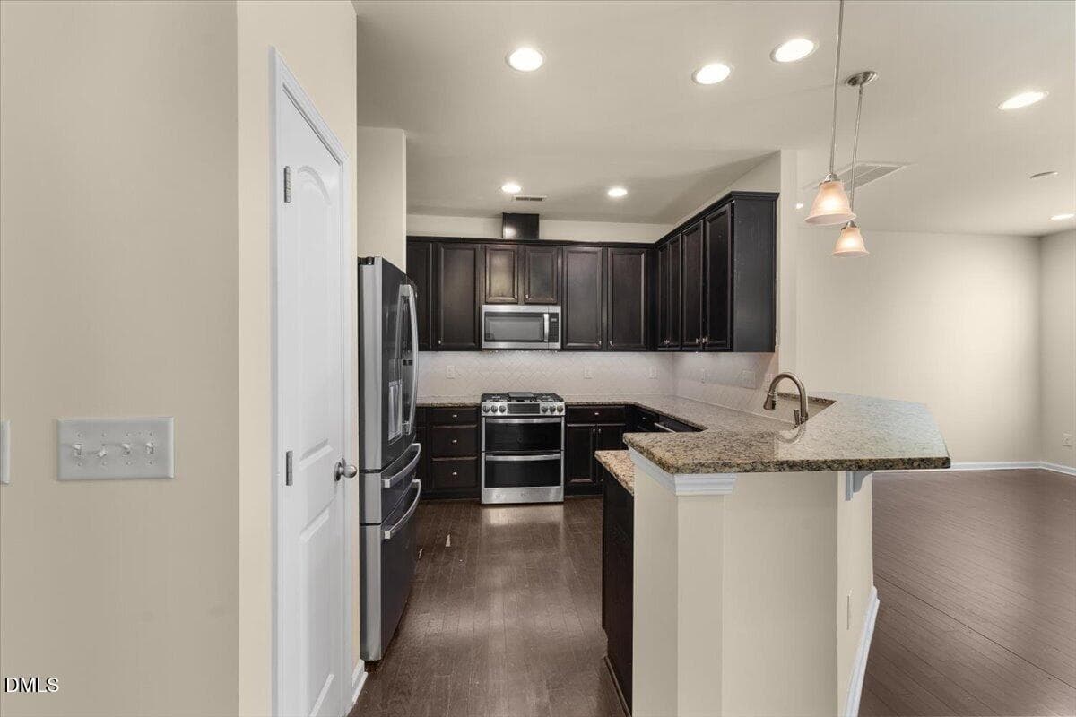 11-7209 Ladbrooke St - 7209 Ladbrooke Street, Raleigh, NC 27617