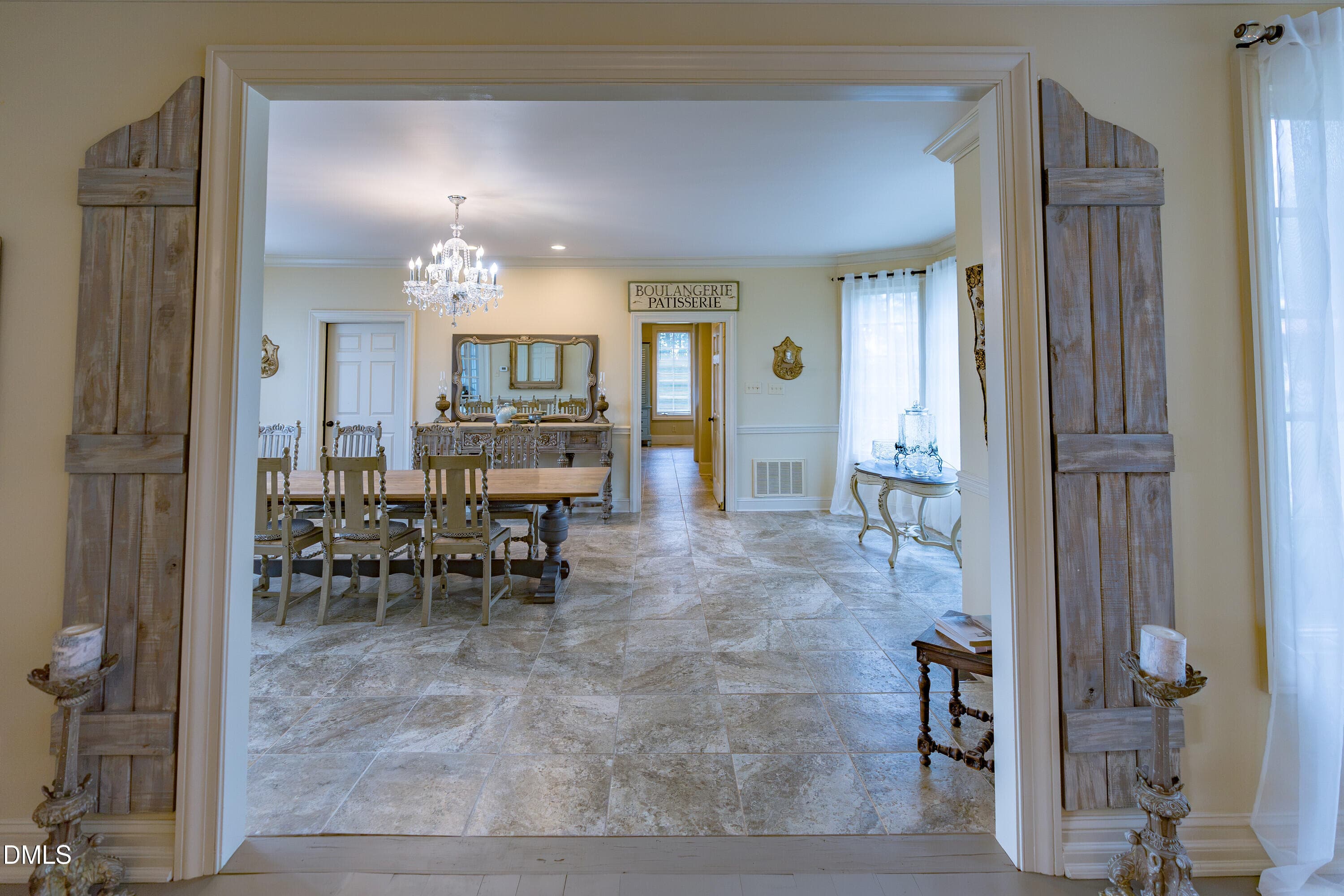 14-dining - 1110 -1112 Pleasant Hill Church Road, Siler City, NC 27344