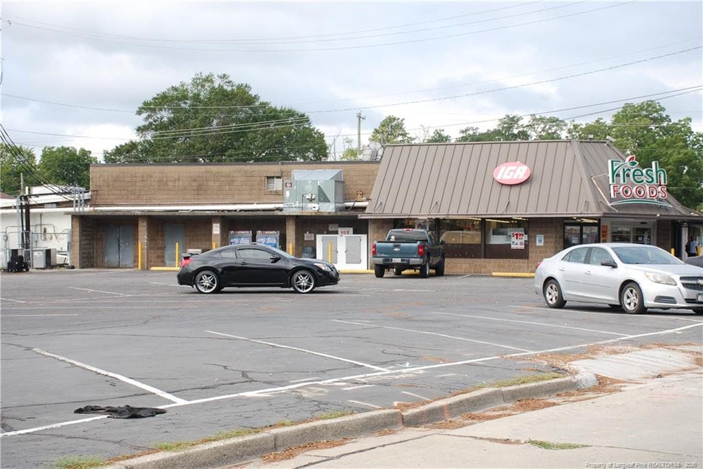 1002 E 5th Street, Lumberton, NC 28358