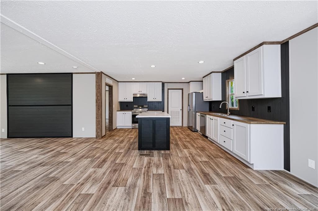 DR toward Kitchen - 350 Lakeview Lane, Cameron, NC 28326, Cameron