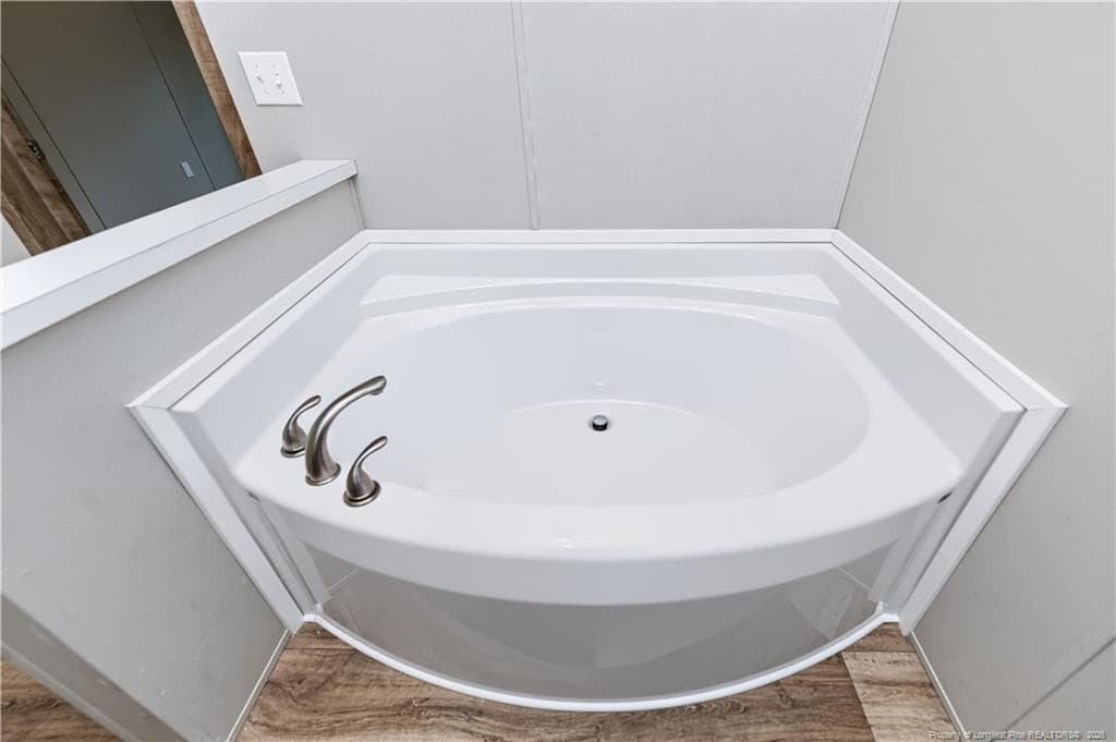 Soaker tub in master bath - 350 Lakeview Lane, Cameron, NC 28326