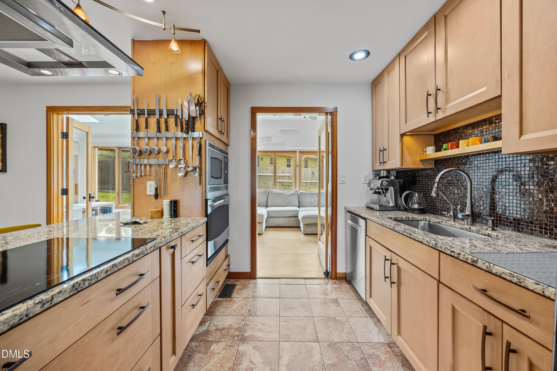 08 - 401 Warren Avenue, Cary, NC 27511
