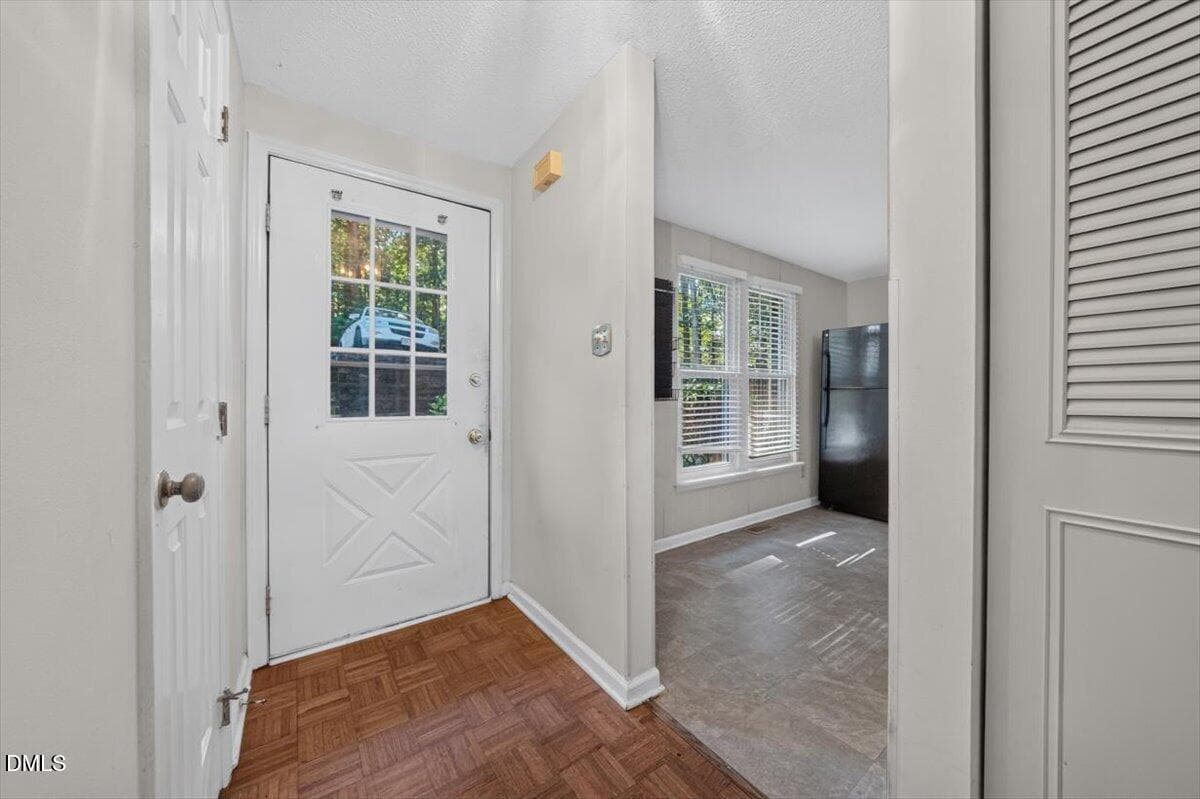 38-1912FoxSterlingDrRaleigh_038 - 1912 Fox Sterling Drive, Raleigh, NC 27606