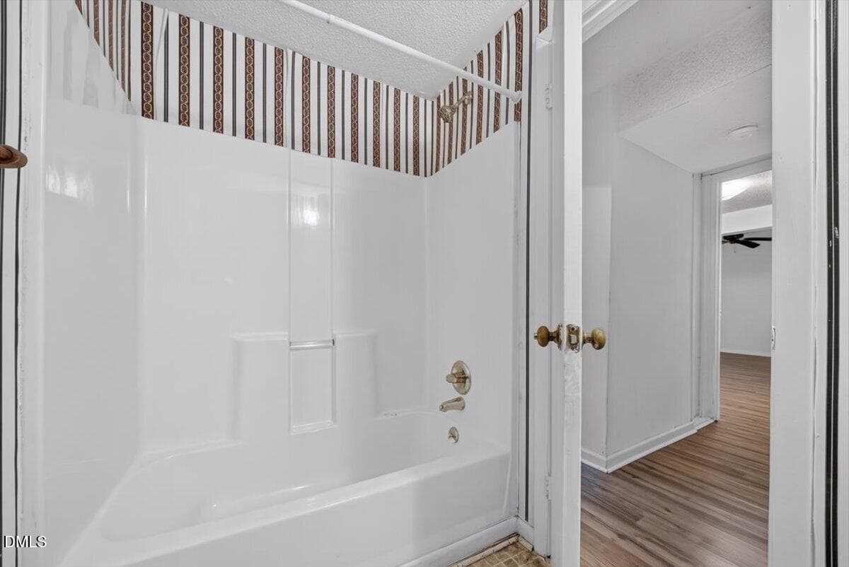 60-1912FoxSterlingDrRaleigh_060 - 1912 Fox Sterling Drive, Raleigh, NC 27606