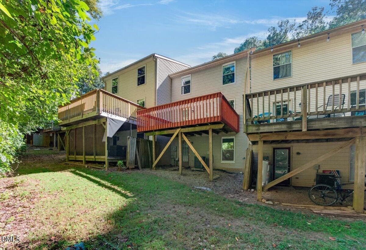 79-1912FoxSterlingDrRaleigh_079 - 1912 Fox Sterling Drive, Raleigh, NC 27606
