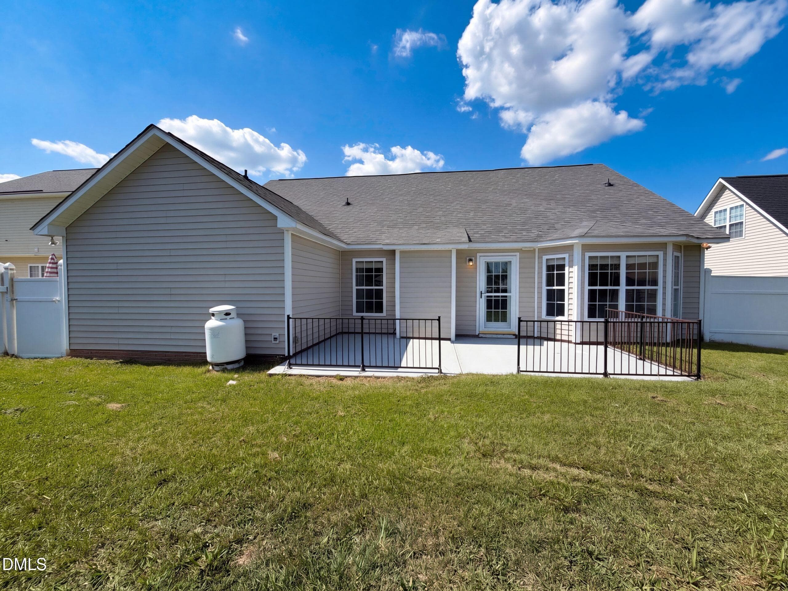 listing_4 - 161 Bennington Drive, Raeford, NC 28376