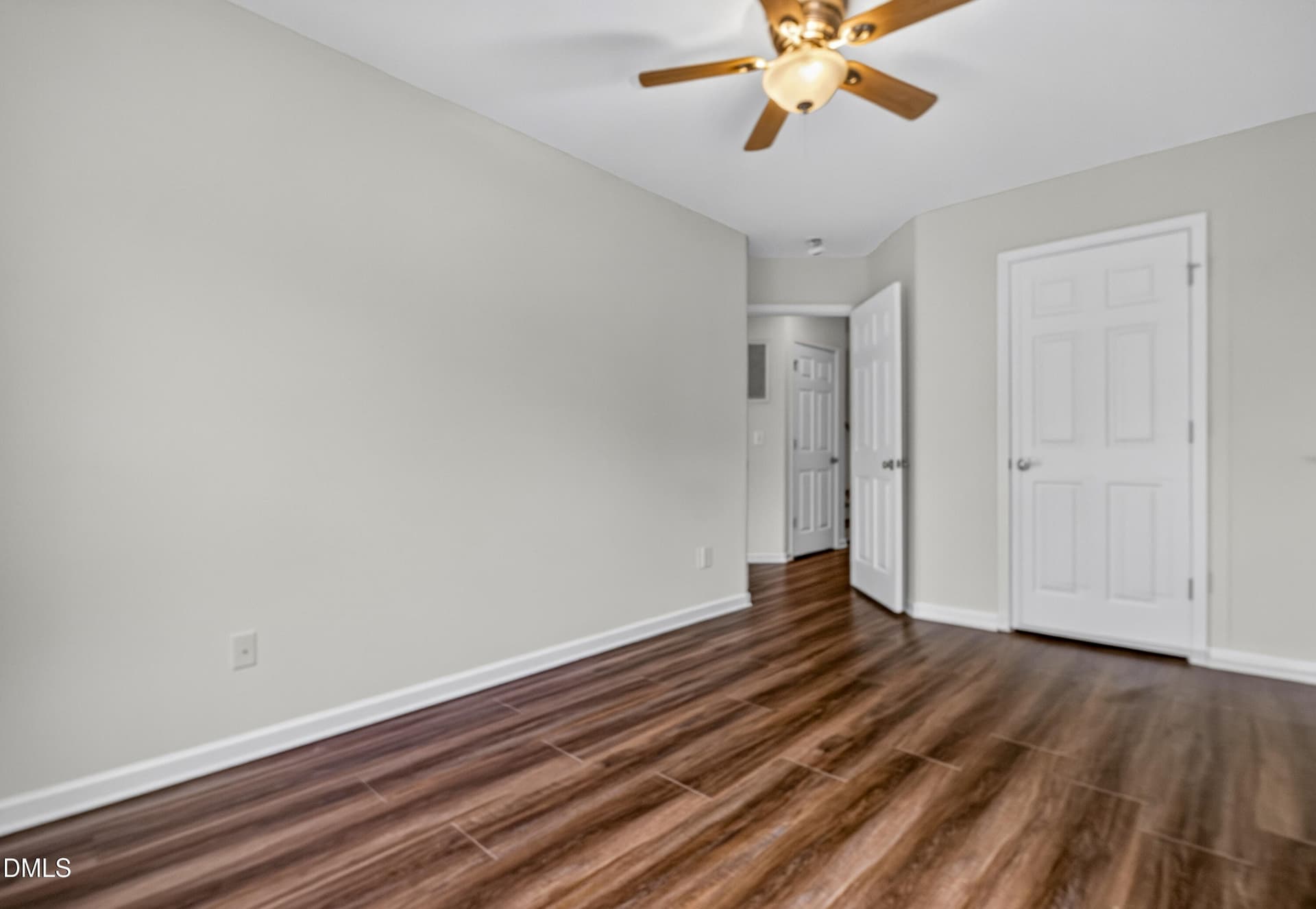 room 3 - 11711 Coppergate Drive 101, Raleigh, NC 27614
