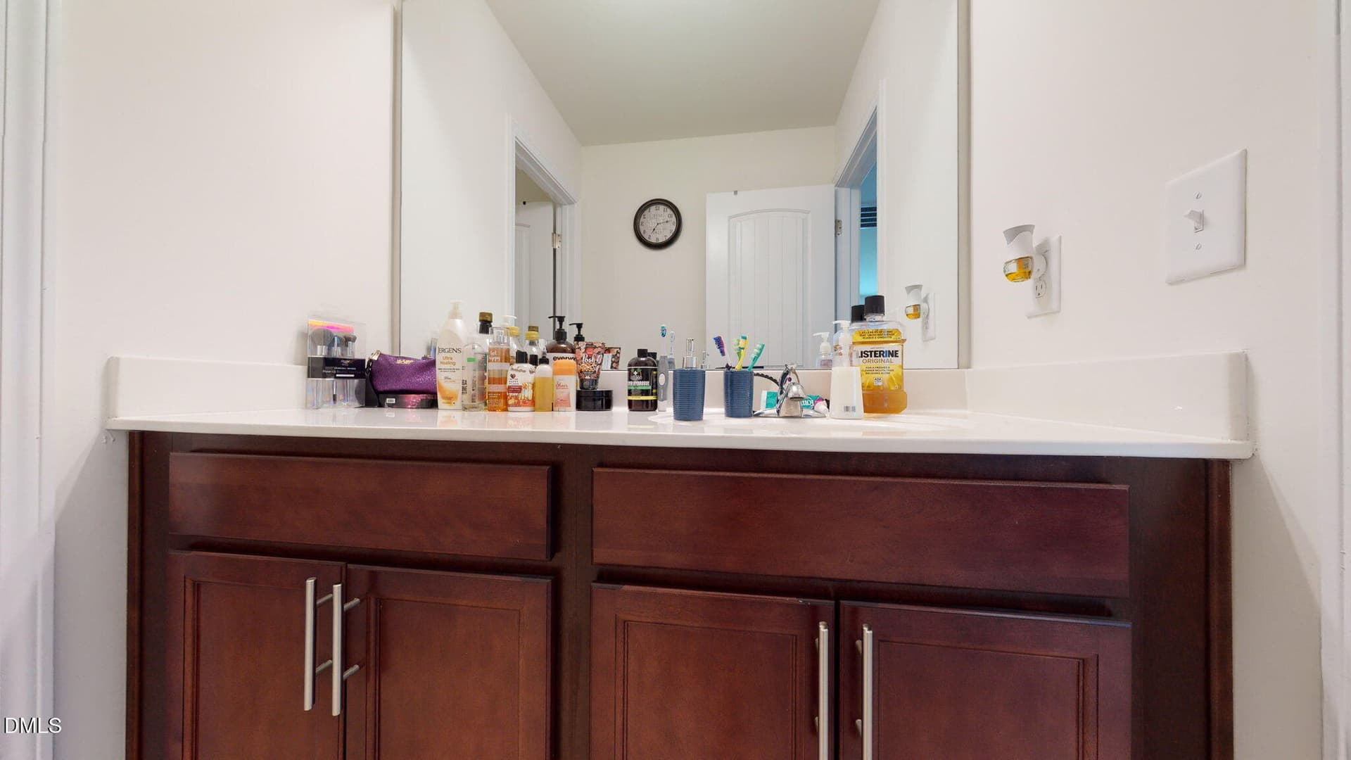 30-web-or-mls-307-Dando-St-Garner-NC-052 - 307 Dando Street, Garner, NC 27529