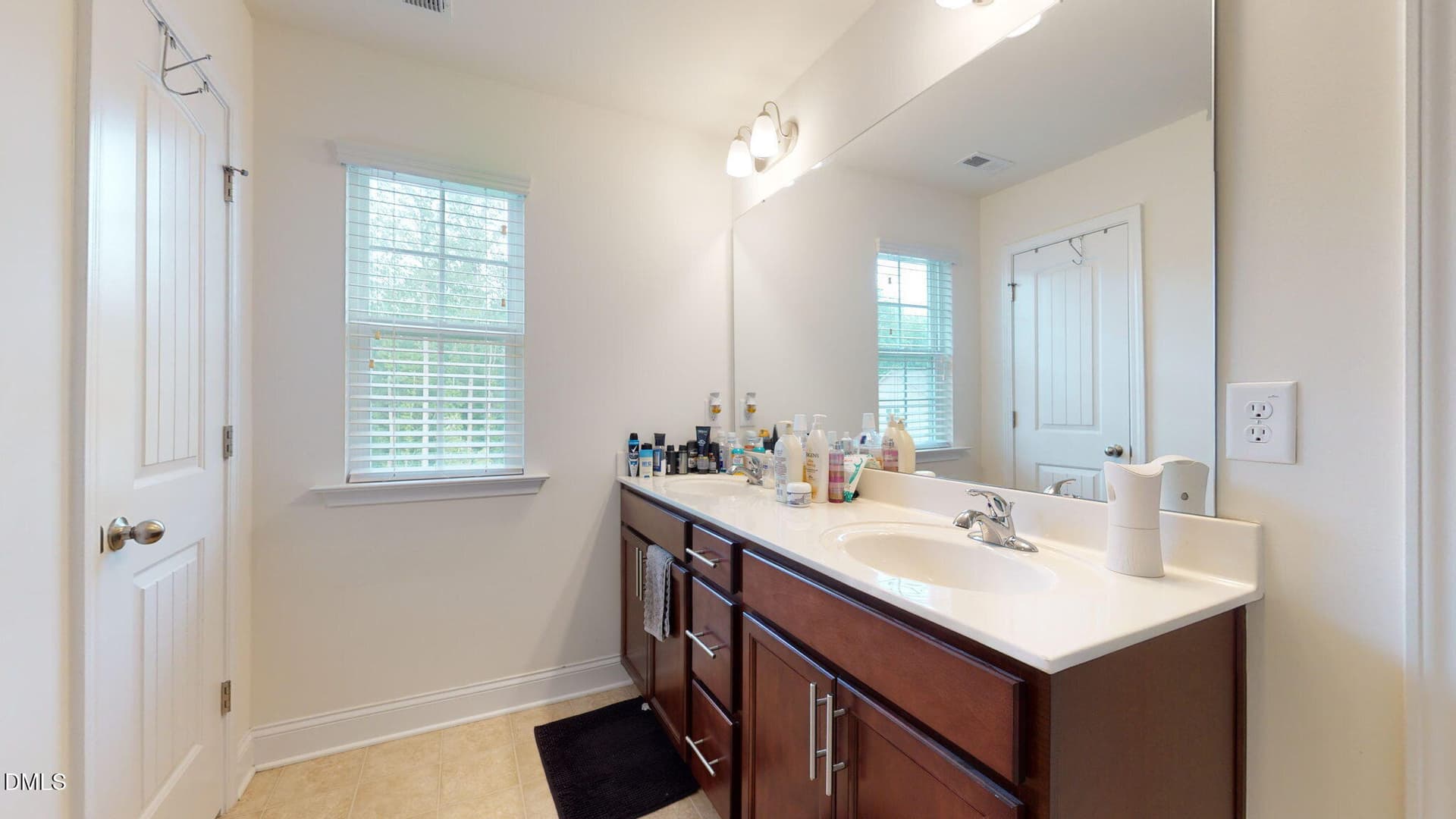 37-web-or-mls-307-Dando-St-Garner-NC-052 - 307 Dando Street, Garner, NC 27529
