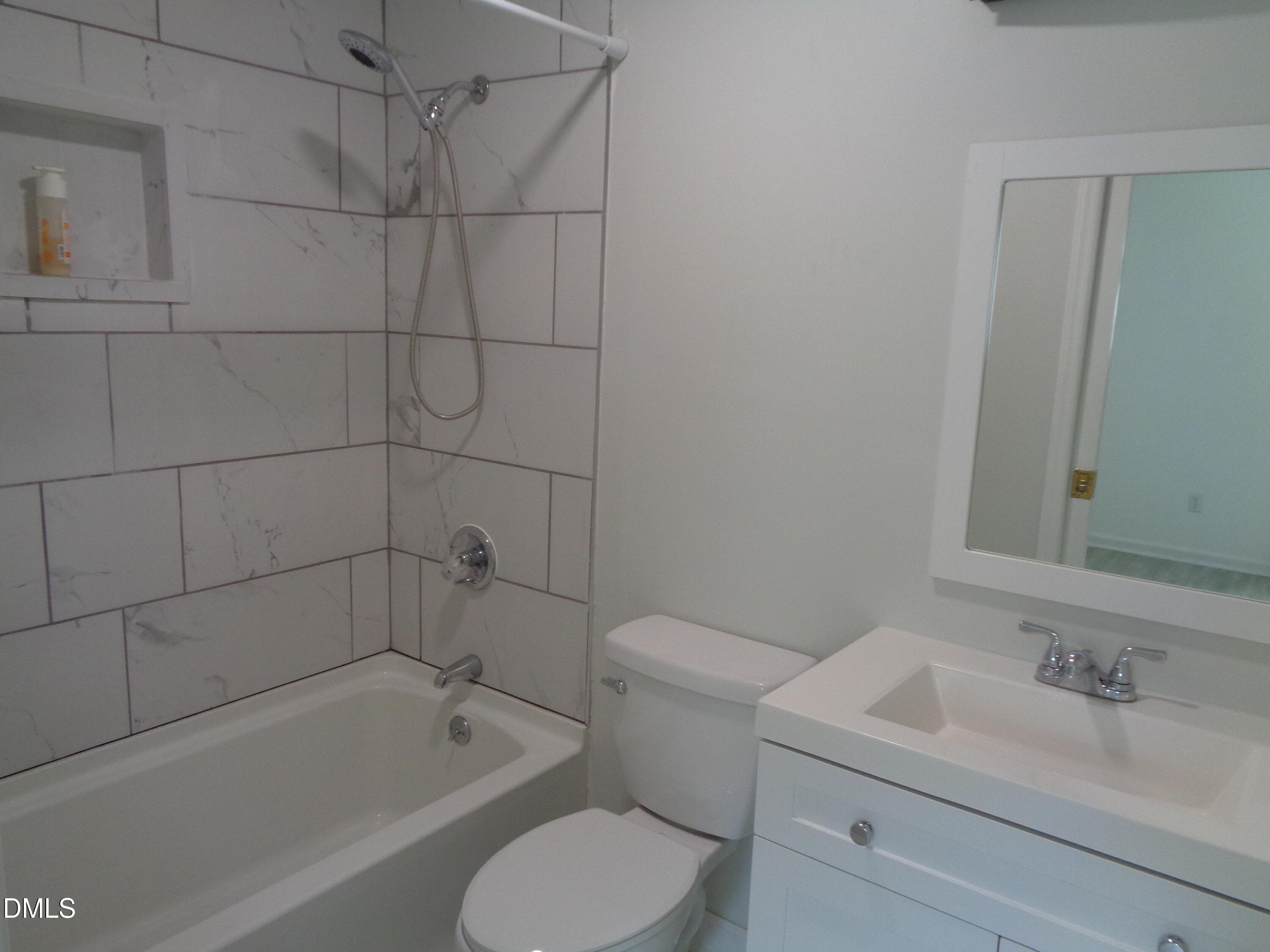 DSC02019 - 8331 Hempshire Place 102, Raleigh, NC 27613