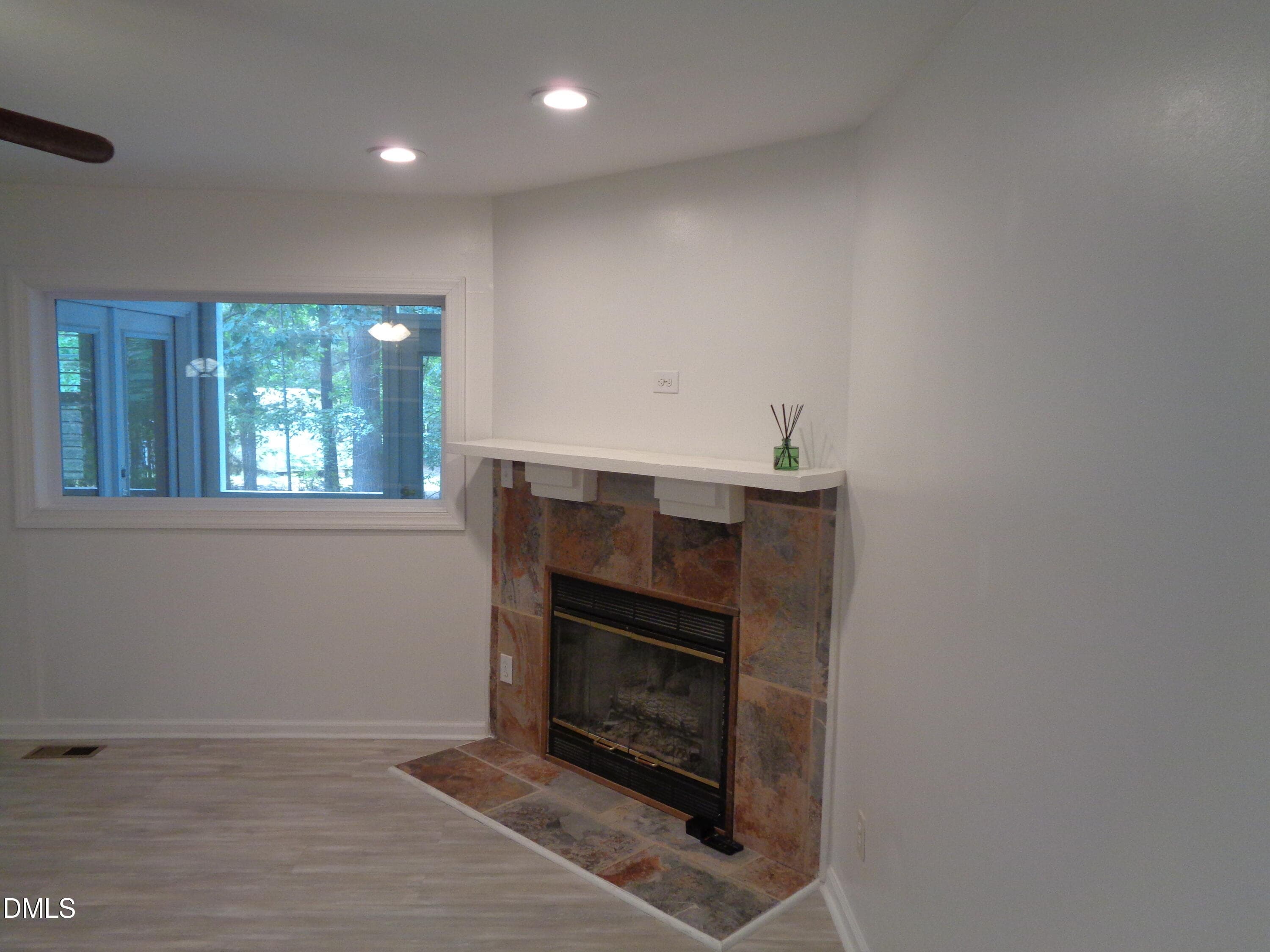 DSC02061 - 8331 Hempshire Place 102, Raleigh, NC 27613