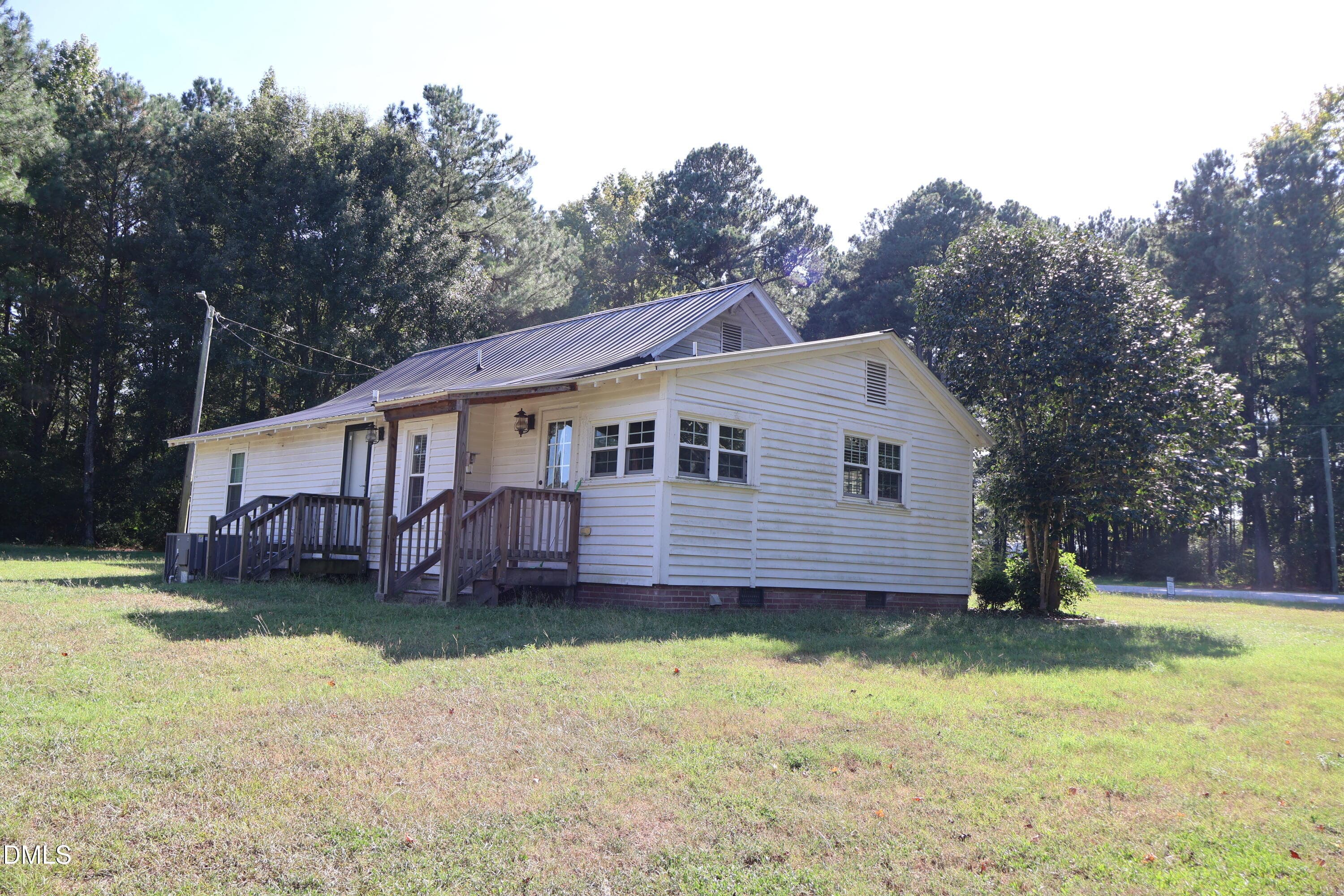 IMG_0336 - 1691 Holly Grove Road, Benson, NC 27504, Benson
