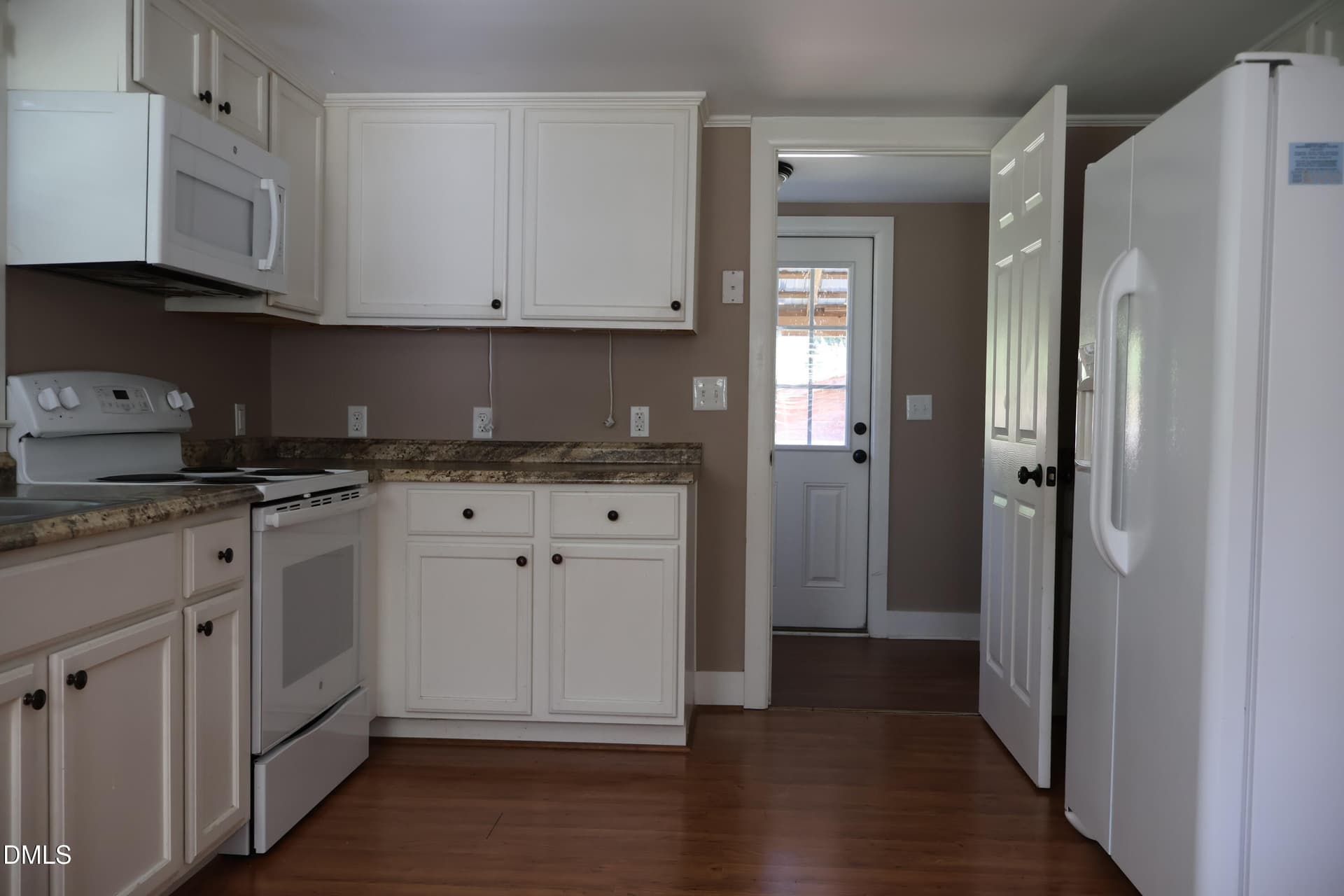 IMG_0302 - 1691 Holly Grove Road, Benson, NC 27504
